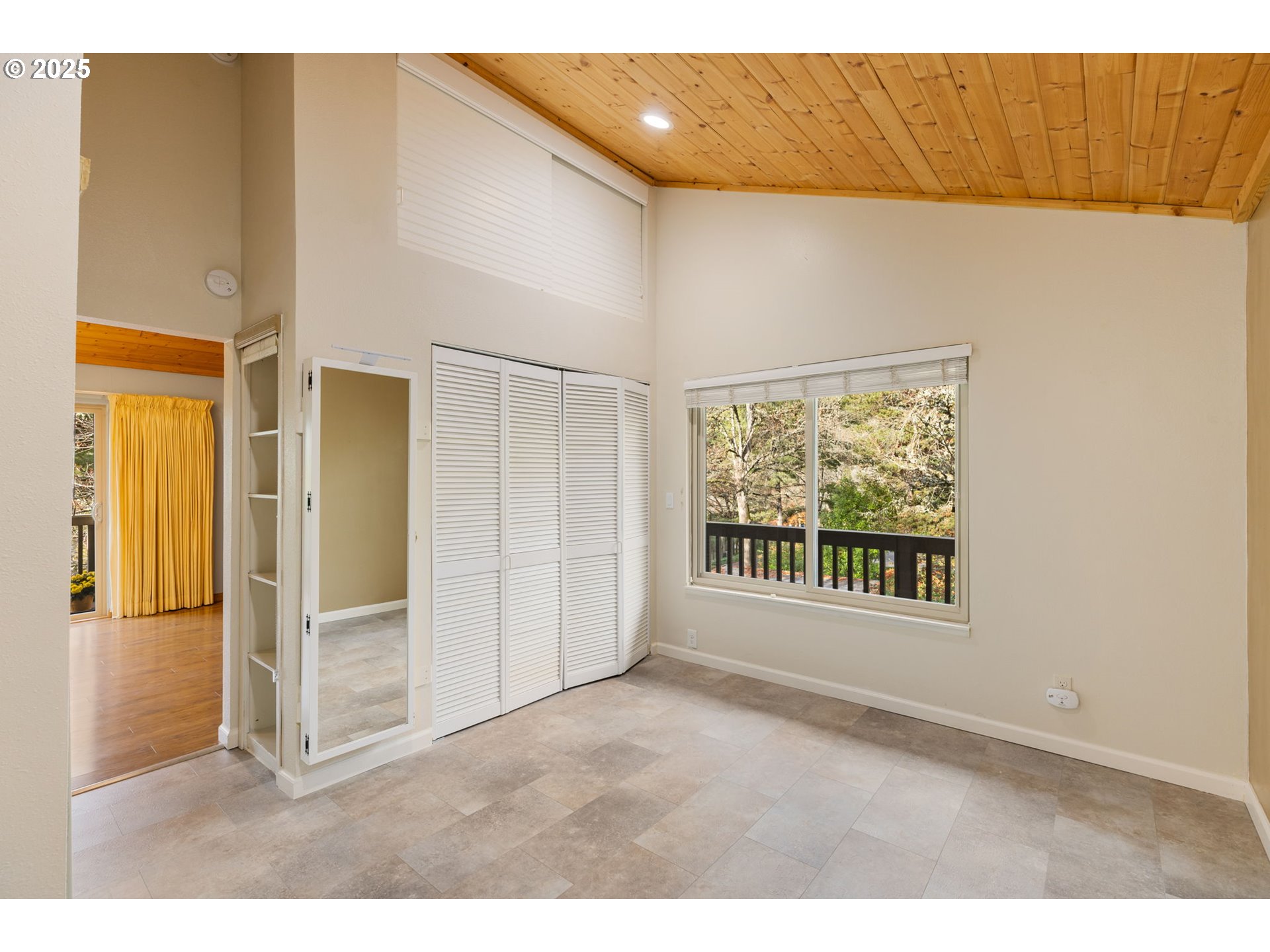 Photo #17: 312463802 Listing: Photo #17