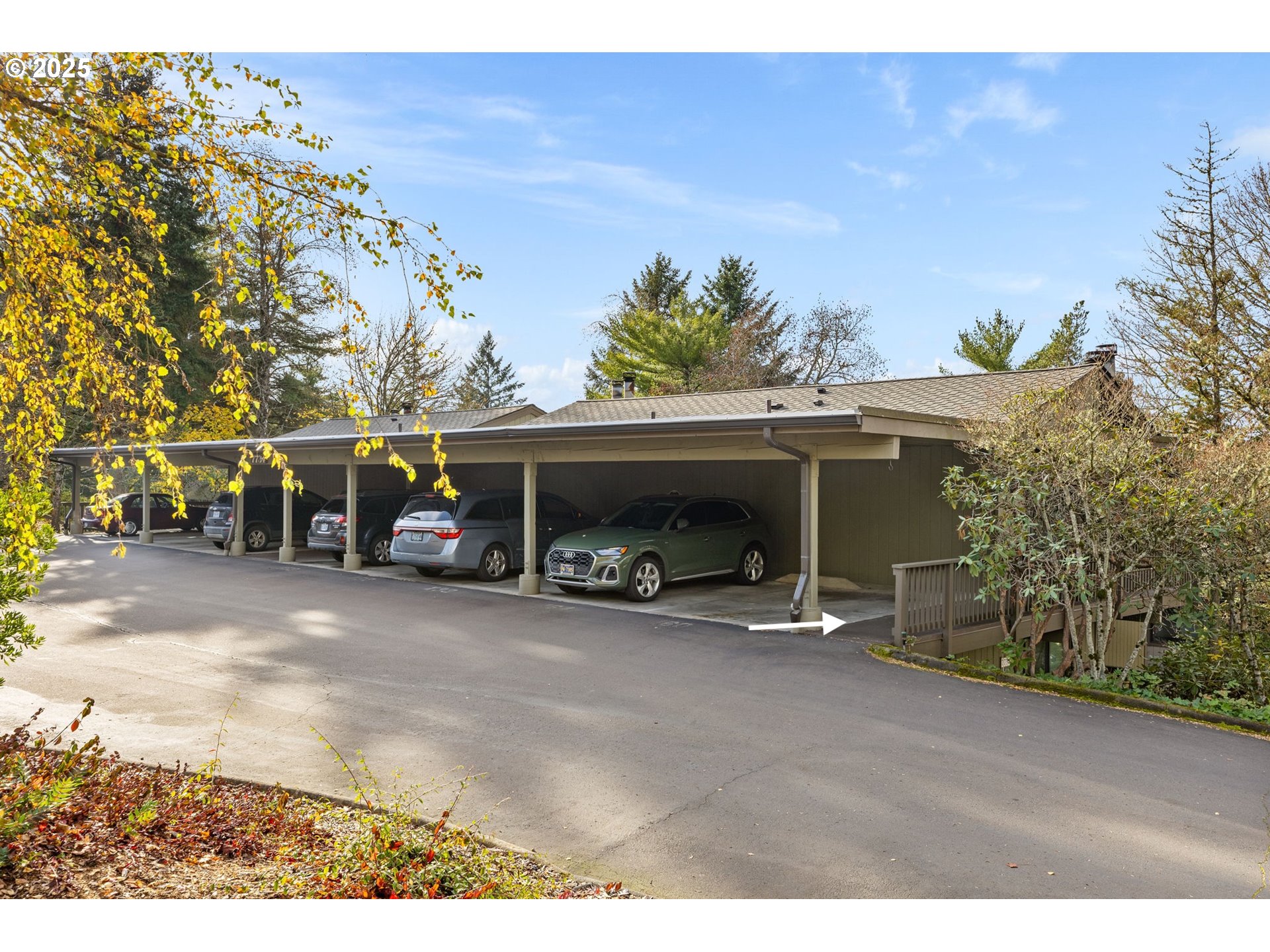 Photo #7: 312463802 Listing: Photo #7