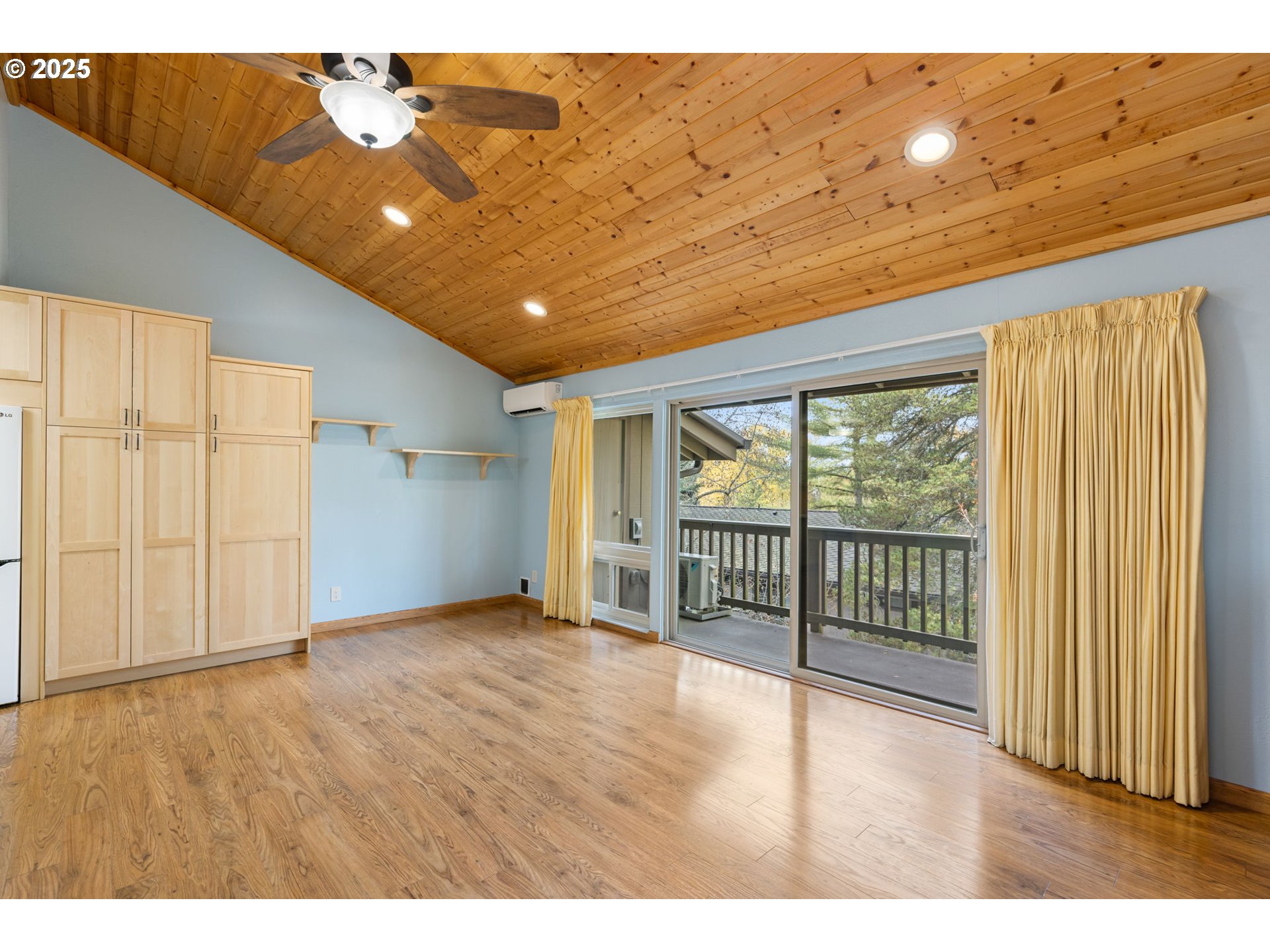 Photo #4: 312463802 Listing: Photo #4