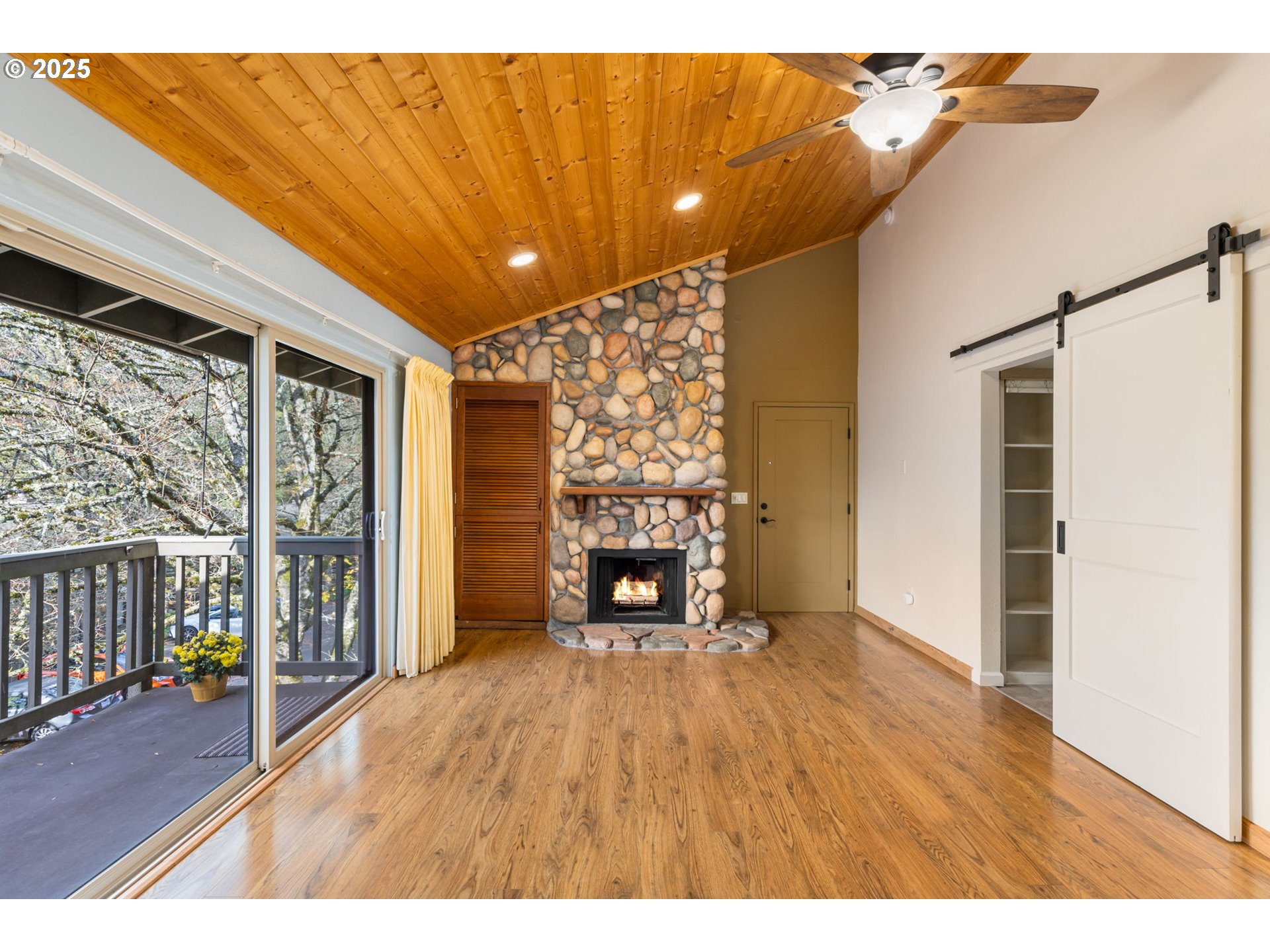 Photo #9: 312463802 Listing: Photo #9