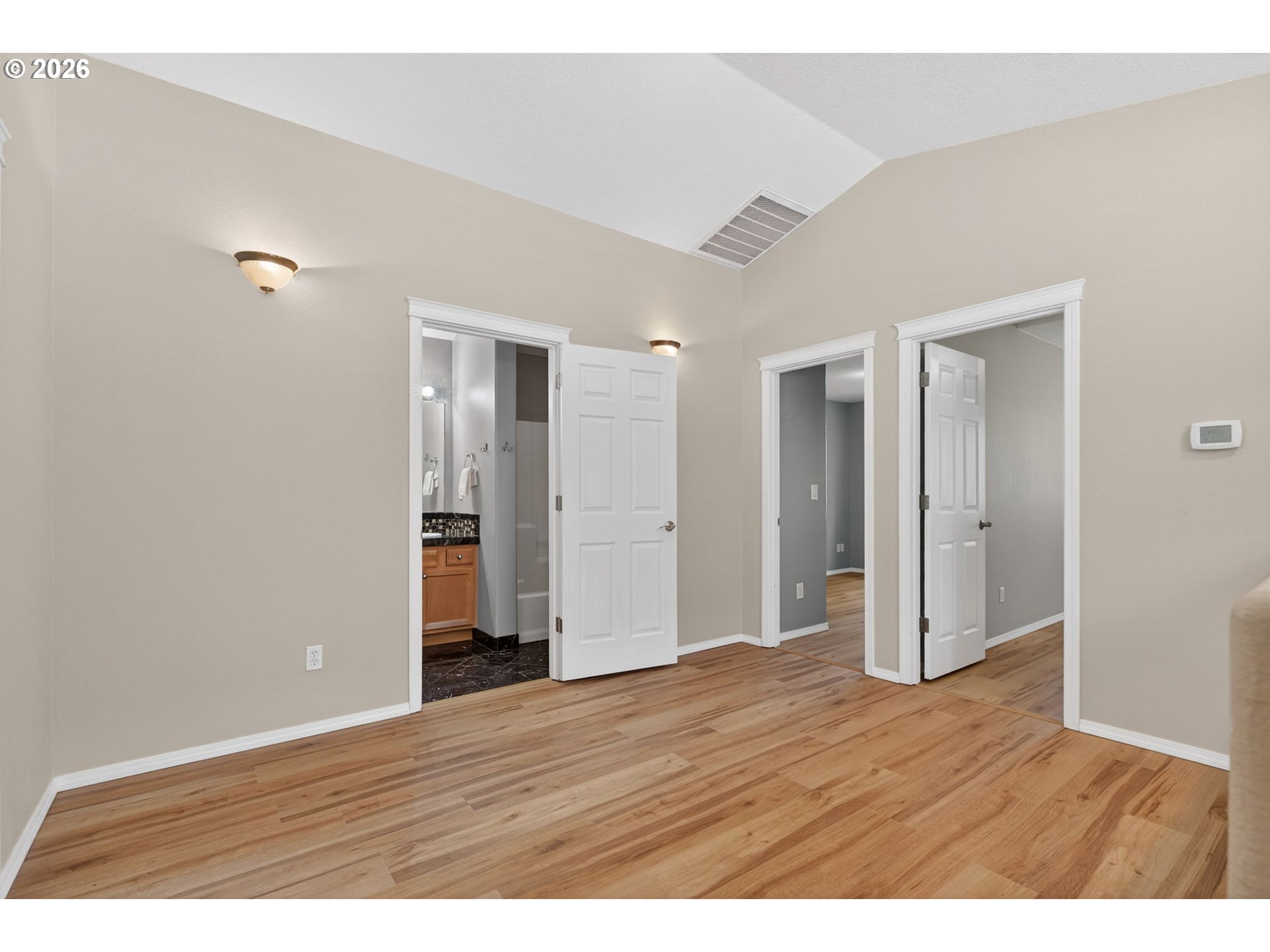 Photo #10: 314081753 Listing: Photo #10