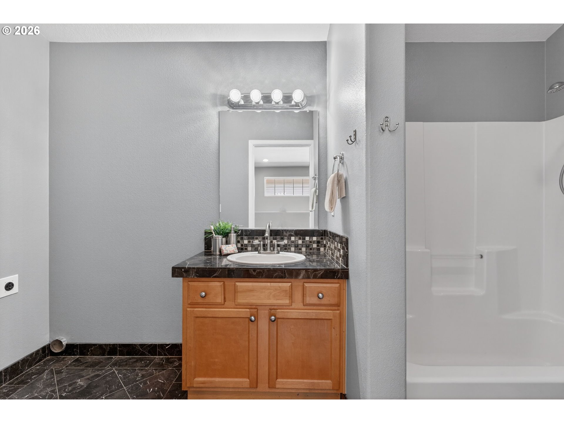 Photo #18: 314081753 Listing: Photo #18