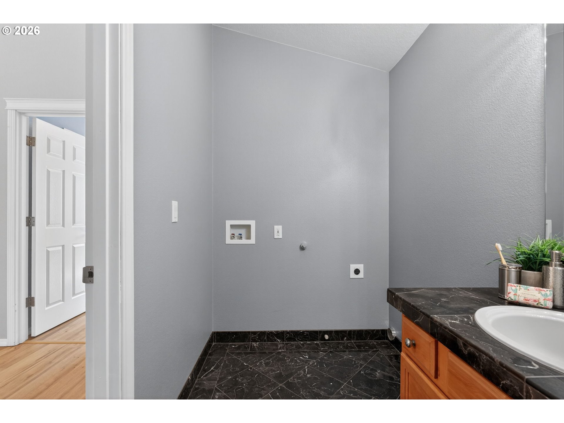 Photo #20: 314081753 Listing: Photo #20