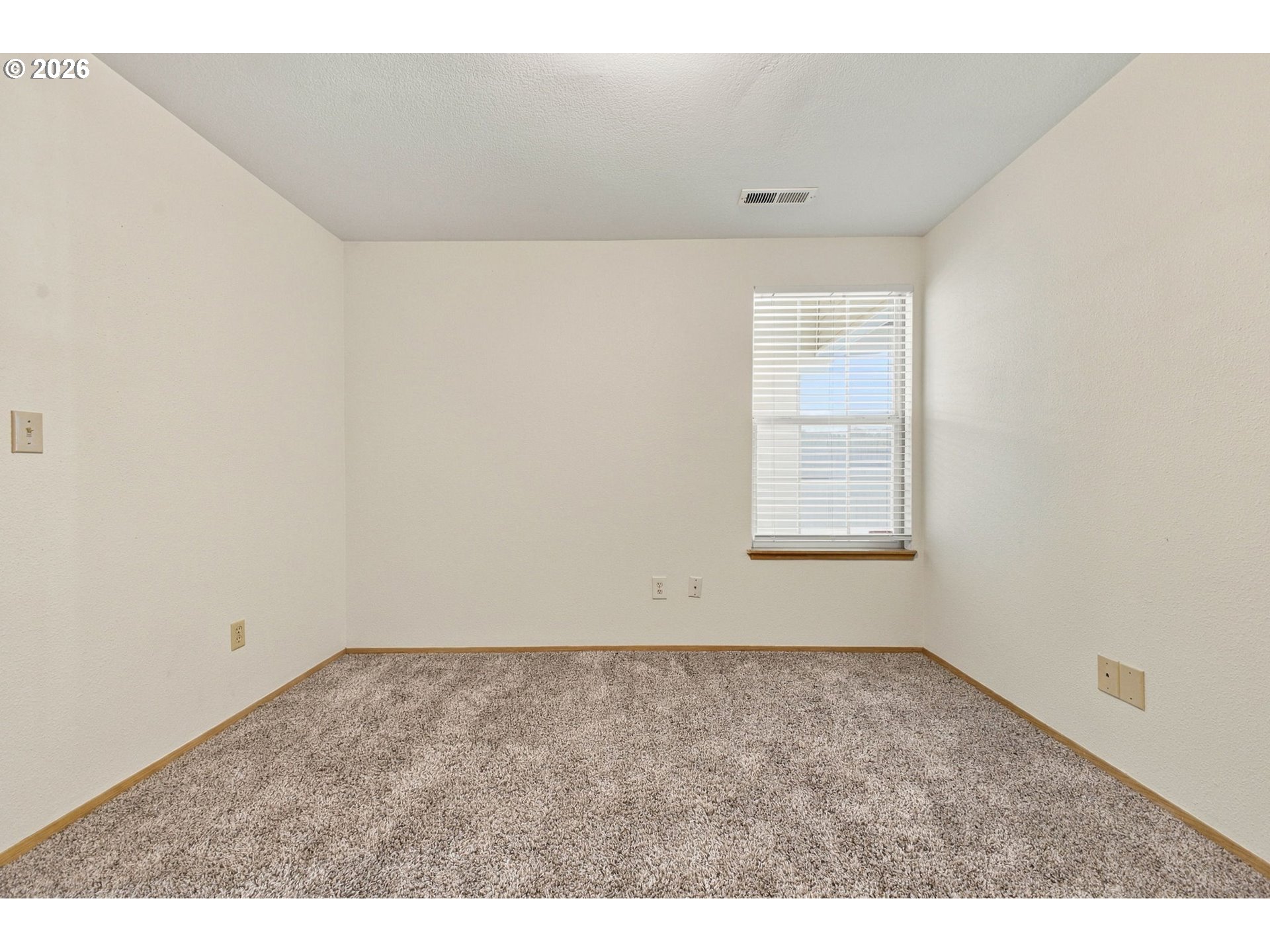Property photo 14 of 35