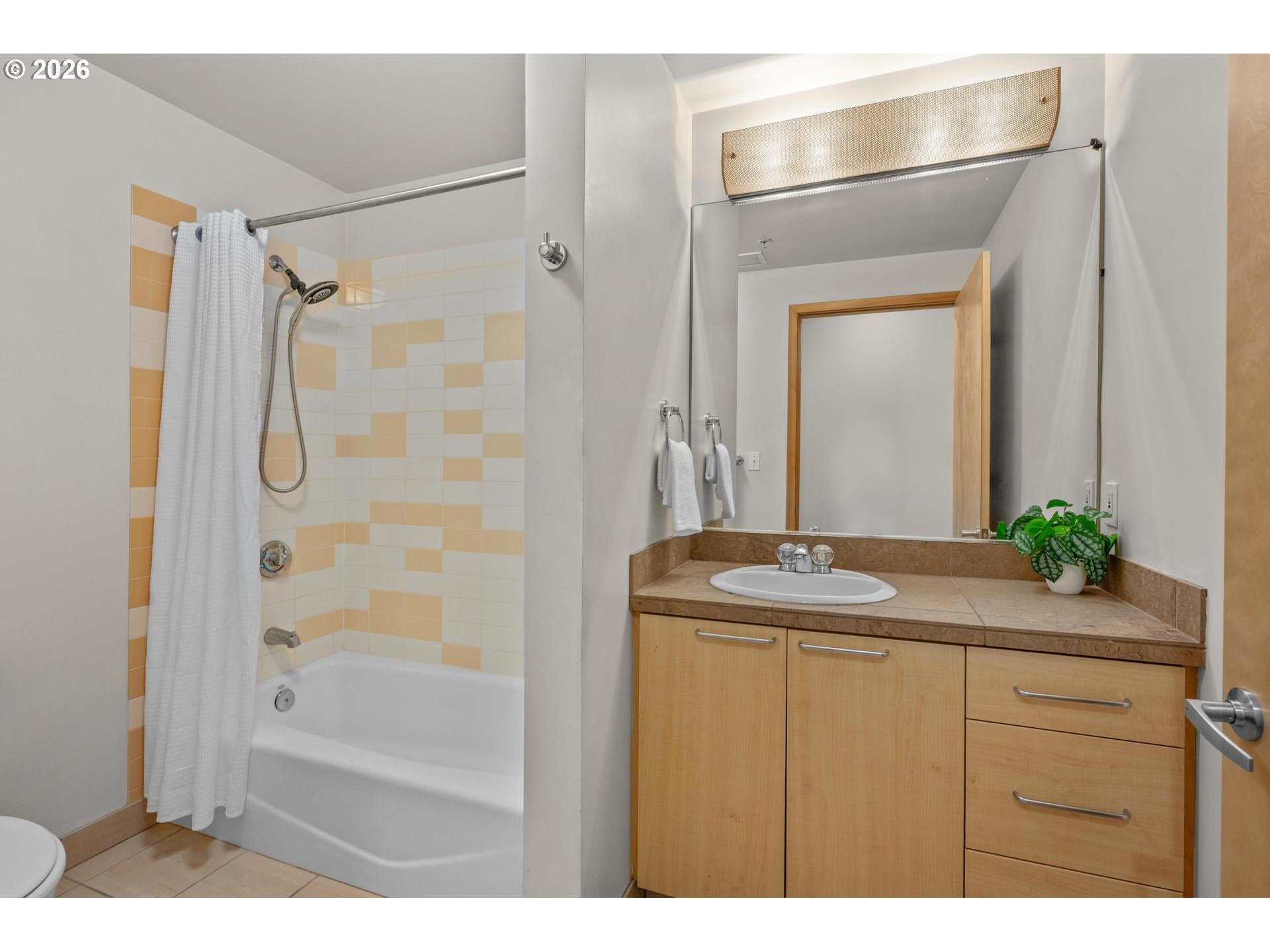 Photo #21: 314456060 Listing: Photo #21