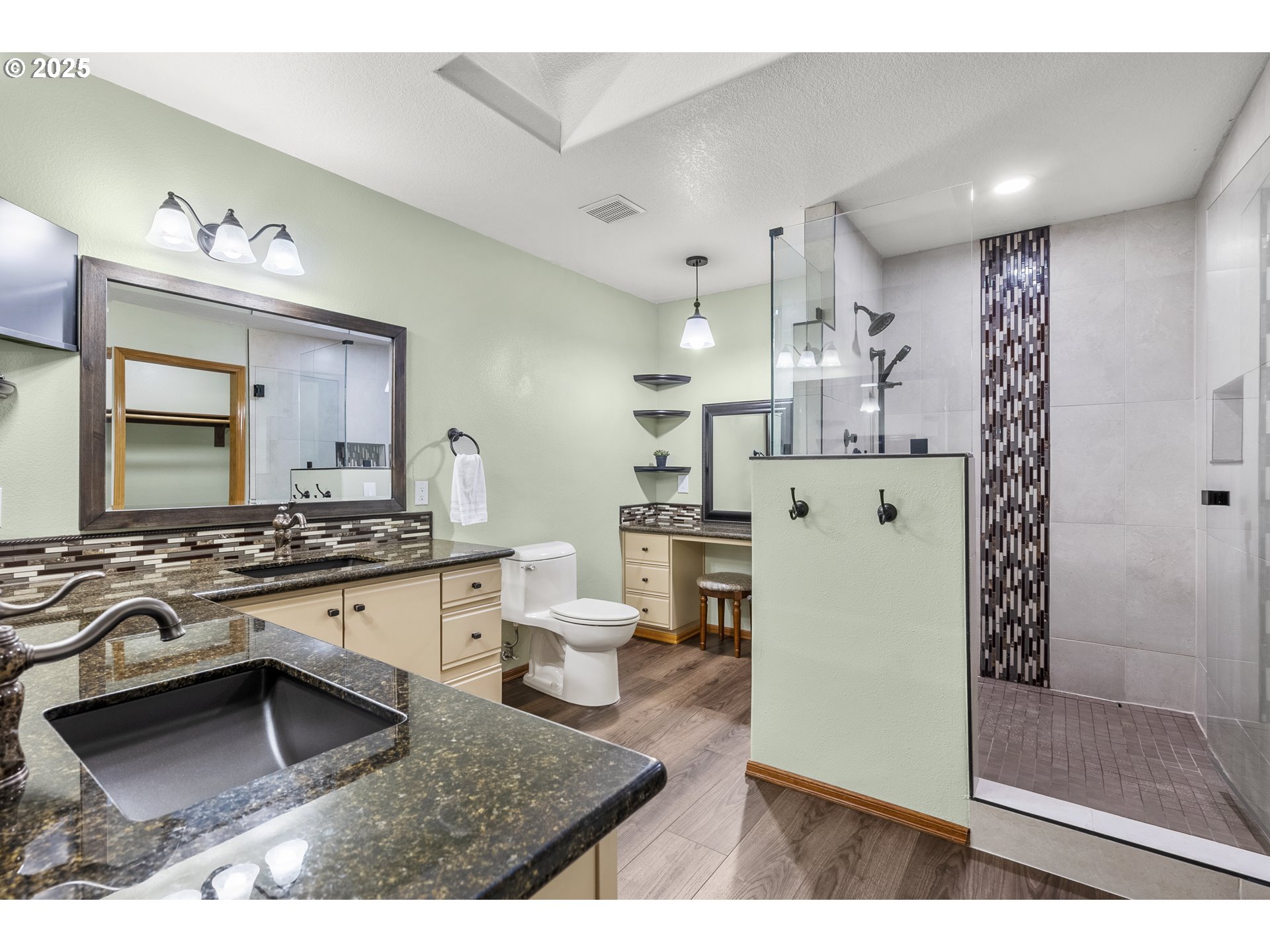 Photo #22: 314768128 Listing: Photo #22