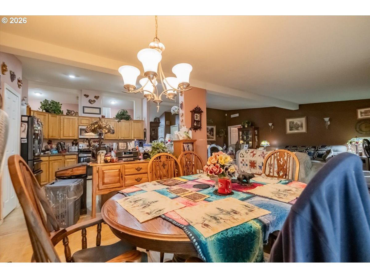 5323 OLYMPIC CIR, Eugene, OR, 97402