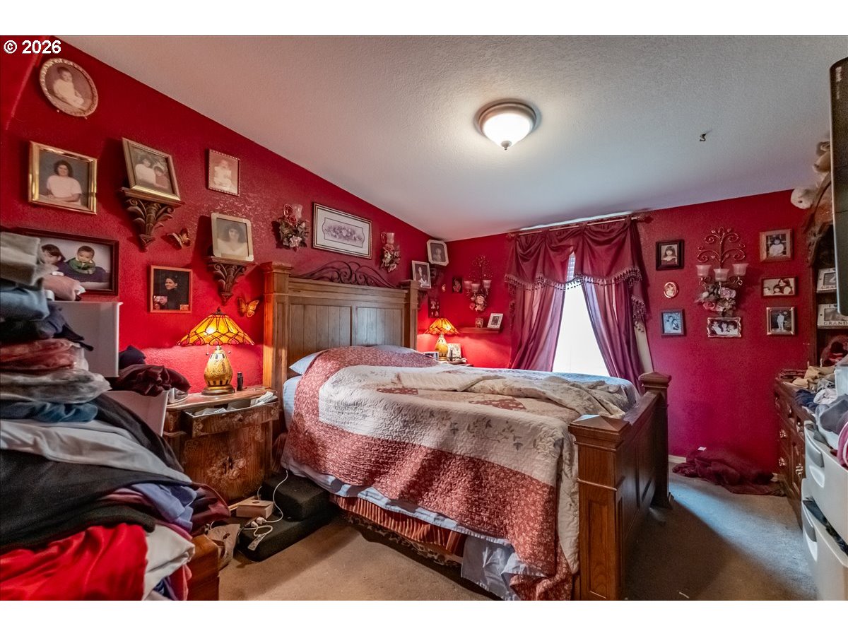 5323 OLYMPIC CIR, Eugene, OR, 97402