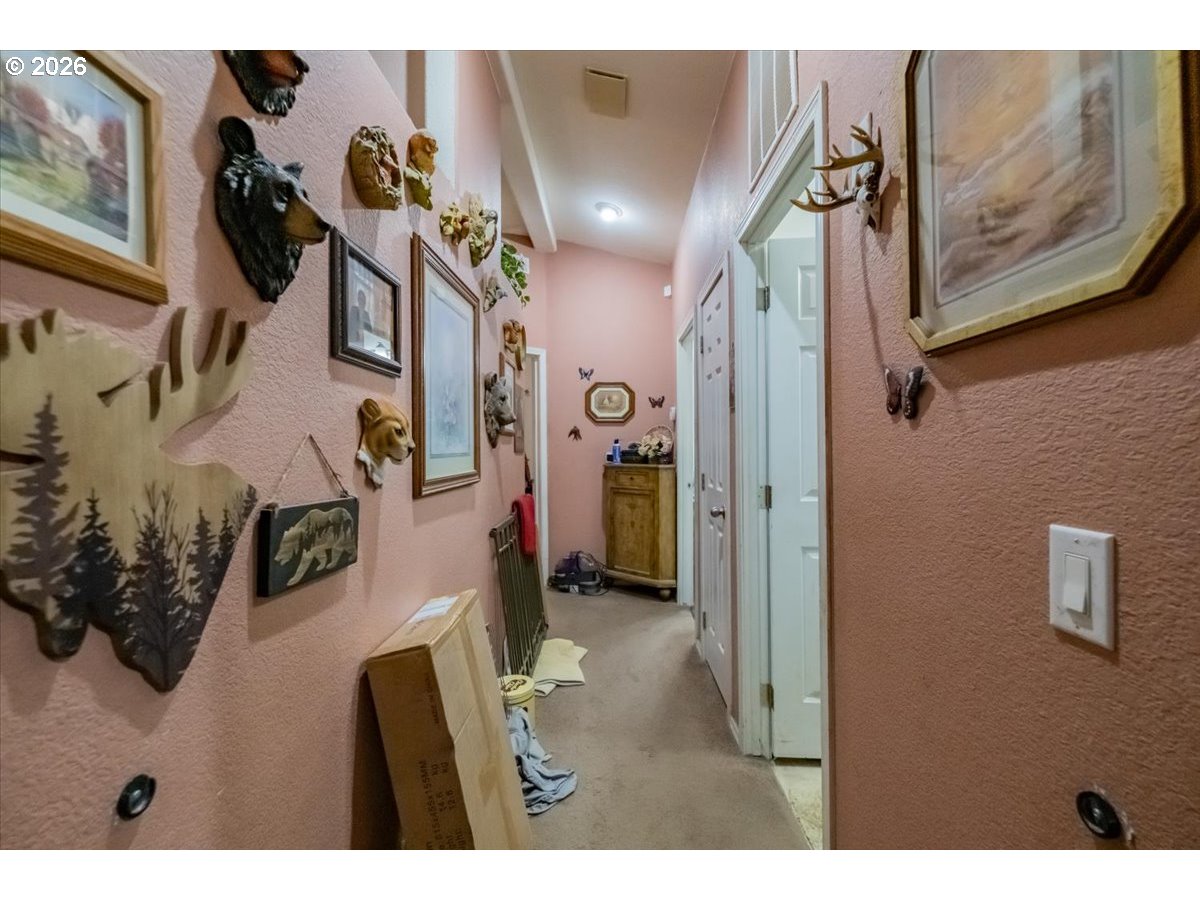 5323 OLYMPIC CIR, Eugene, OR, 97402