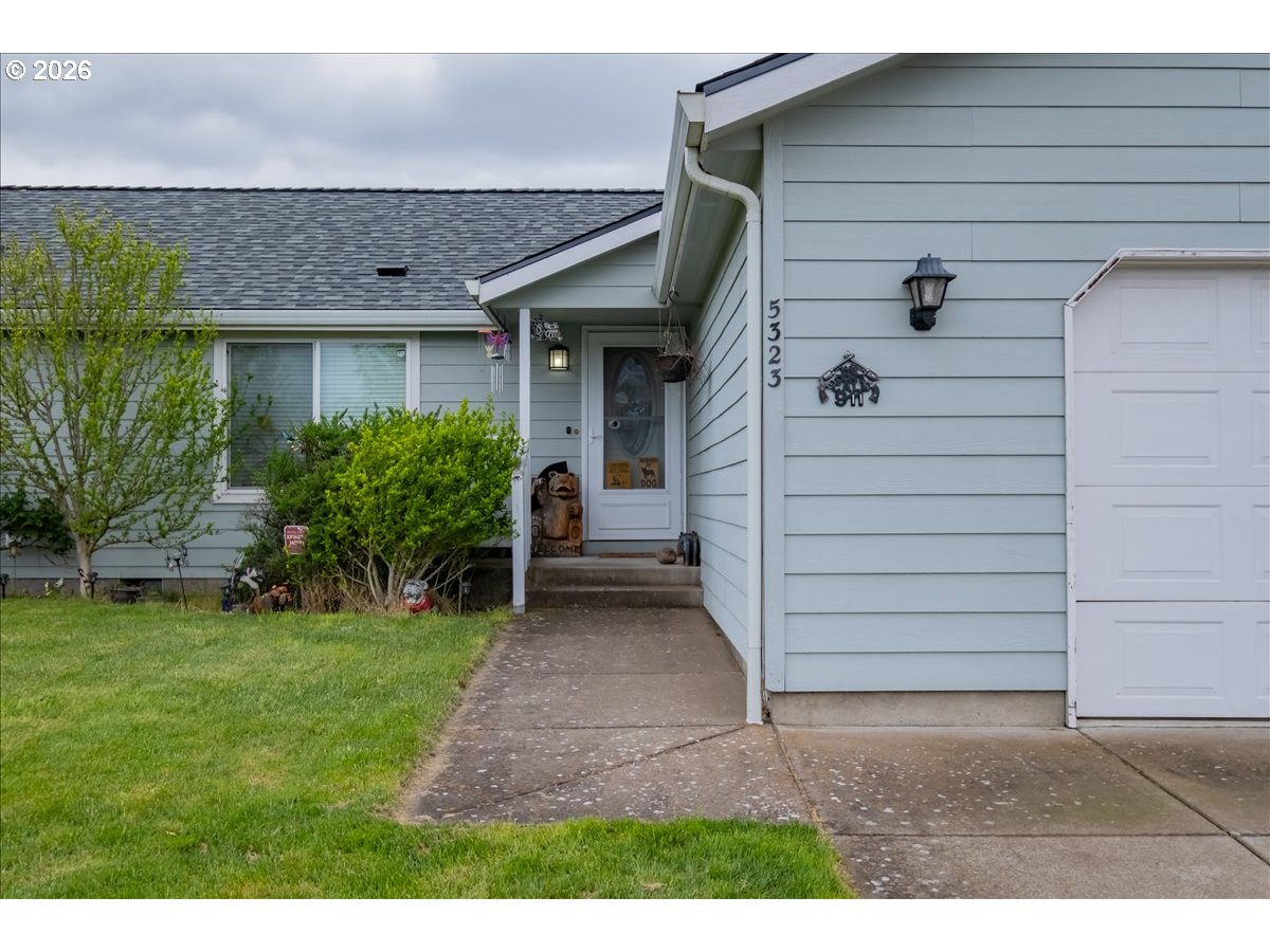 5323 OLYMPIC CIR, Eugene, OR, 97402