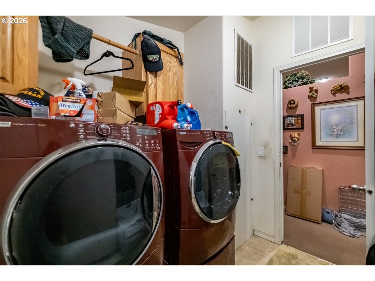 5323 OLYMPIC CIR, Eugene, OR, 97402