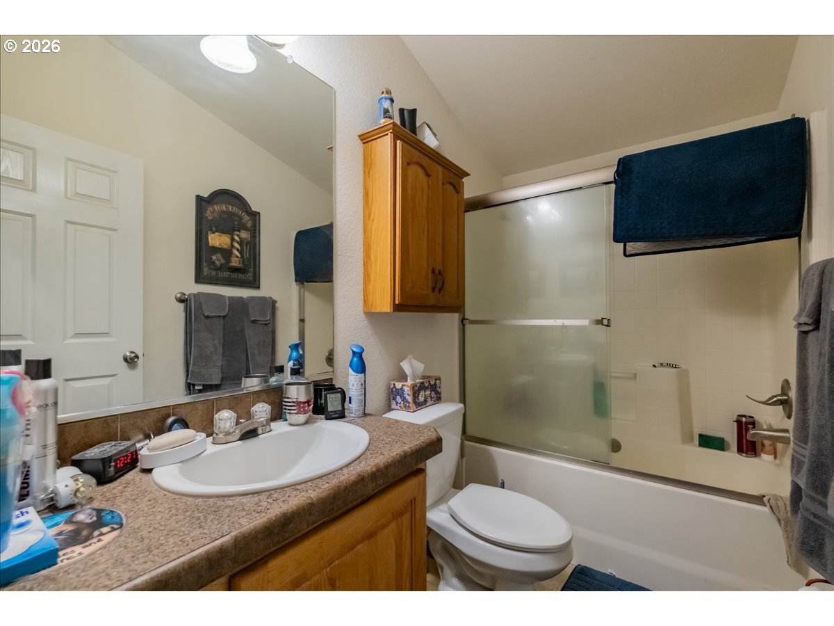 5323 OLYMPIC CIR, Eugene, OR, 97402