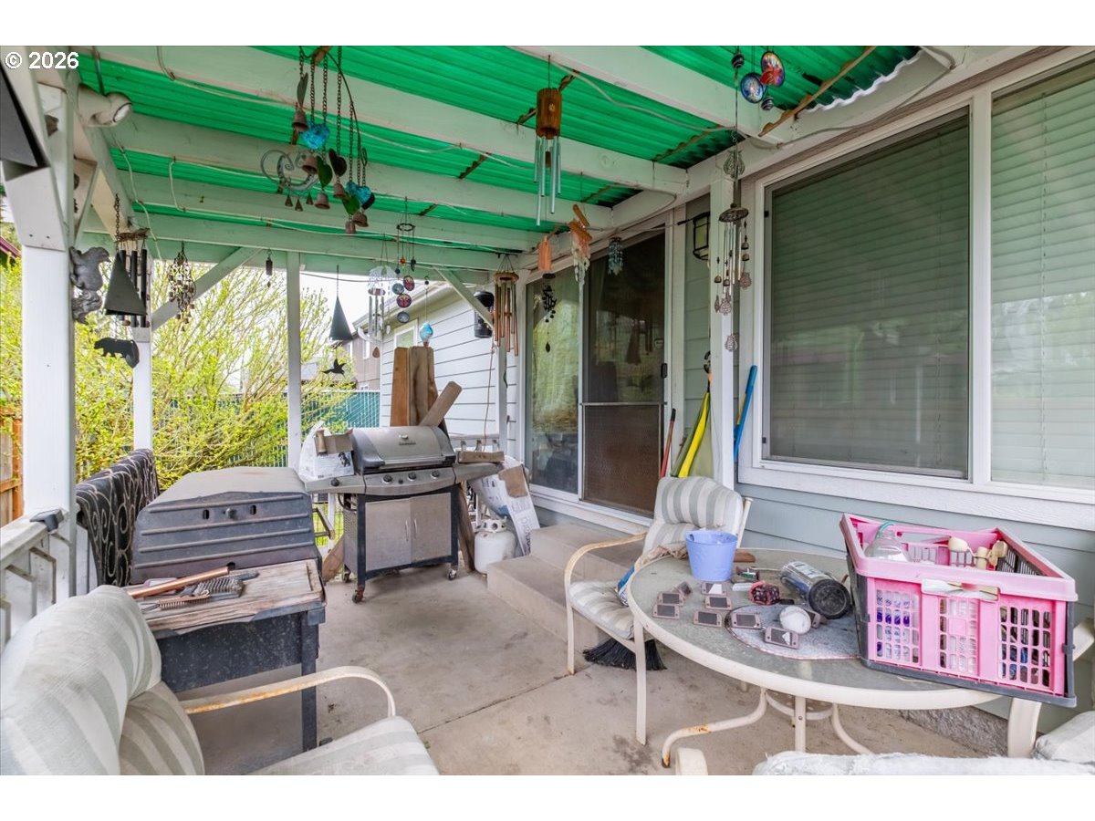 5323 OLYMPIC CIR, Eugene, OR, 97402