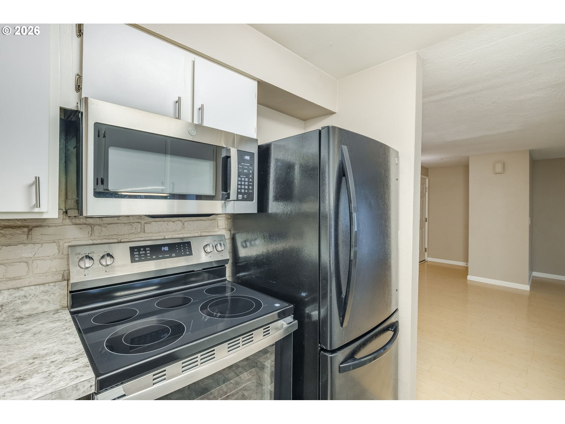 Photo #11: 315408721 Listing: Photo #11