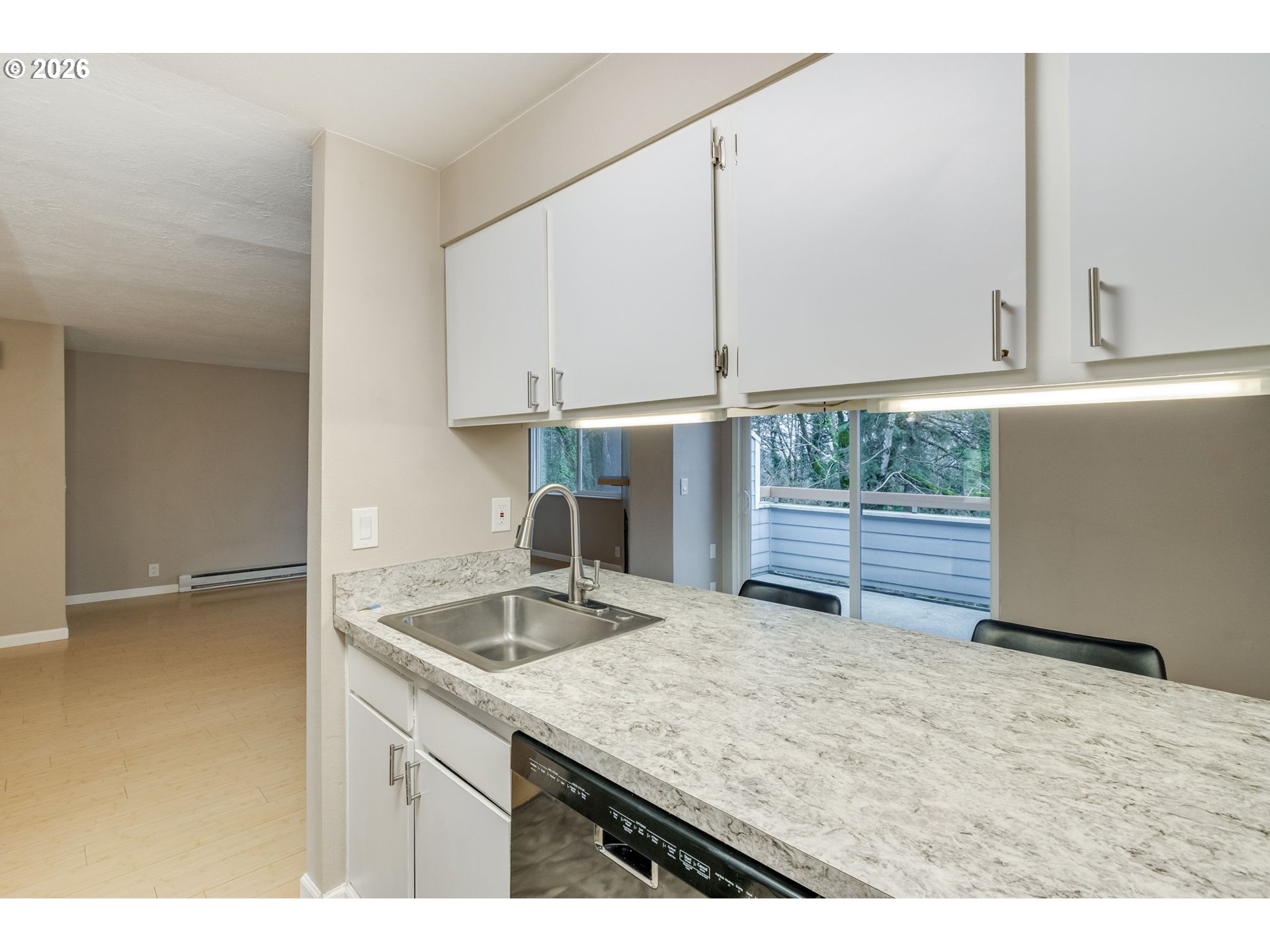 Photo #12: 315408721 Listing: Photo #12