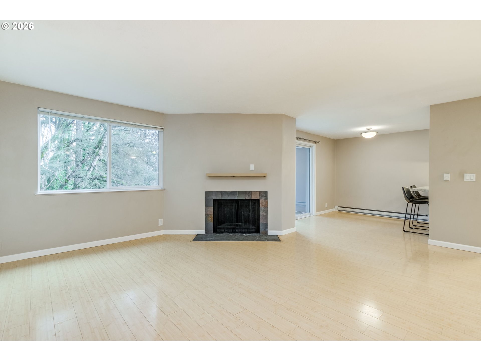 Photo #6: 315408721 Listing: Photo #6