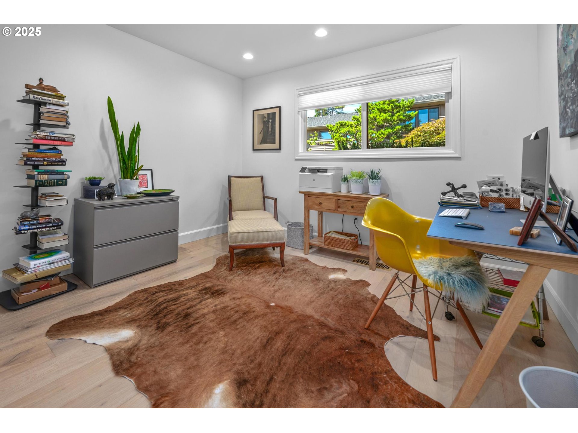 40 CONDOLEA CT, Lake Oswego, OR, 97035 40 CONDOLEA CT, Lake Oswego, OR, 97035