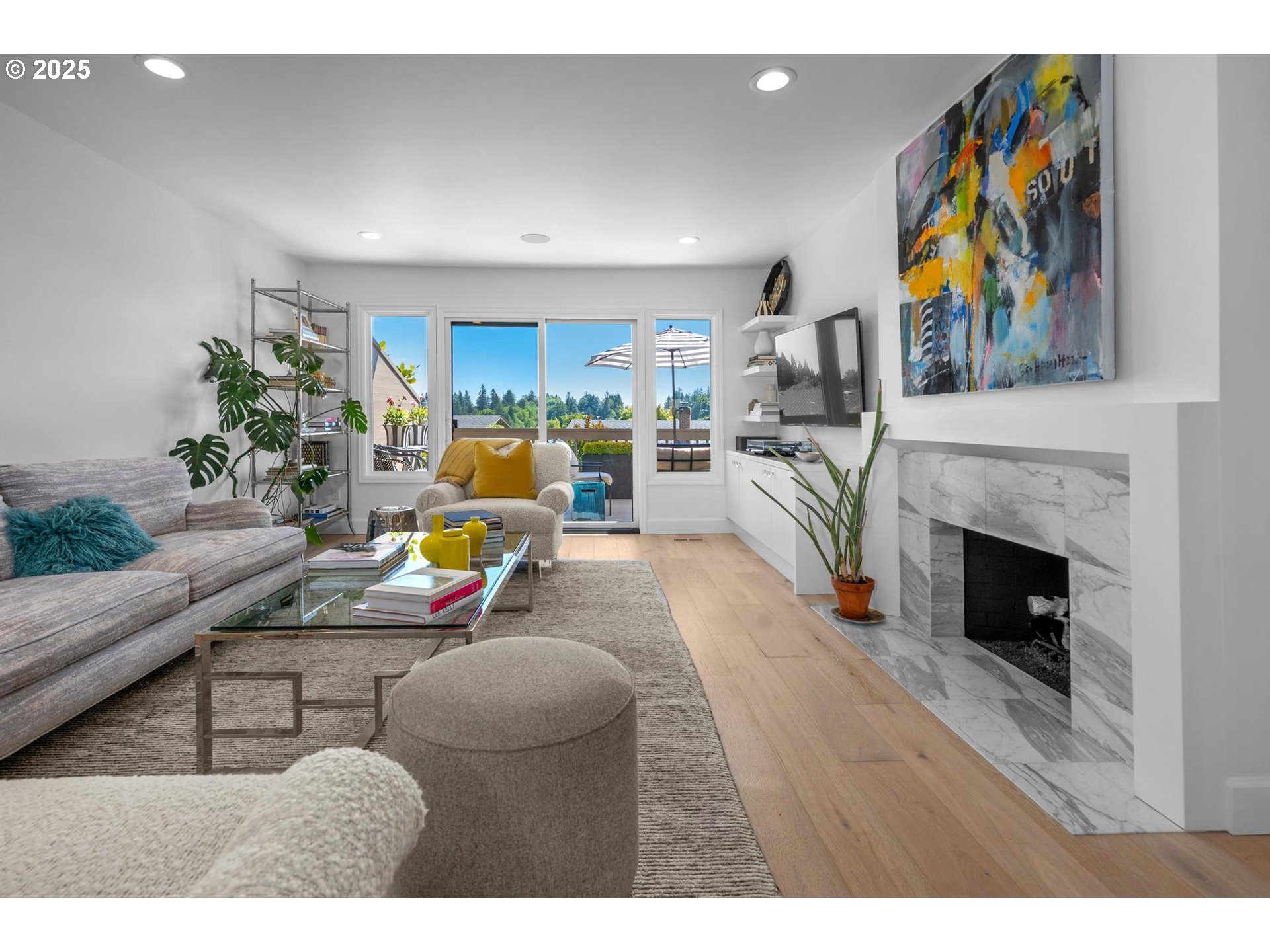 40 CONDOLEA CT, Lake Oswego, OR, 97035 40 CONDOLEA CT, Lake Oswego, OR, 97035