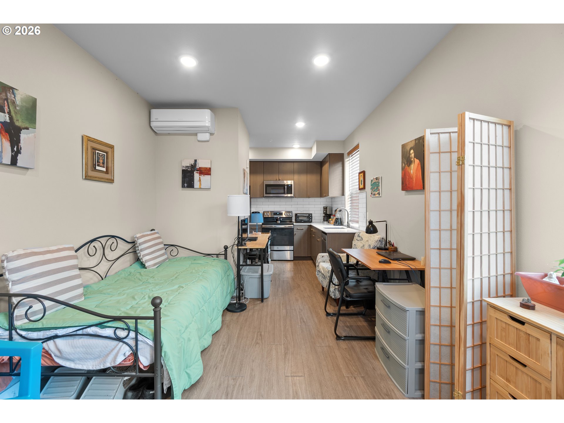 Photo #8: 316232991 Listing: Photo #8