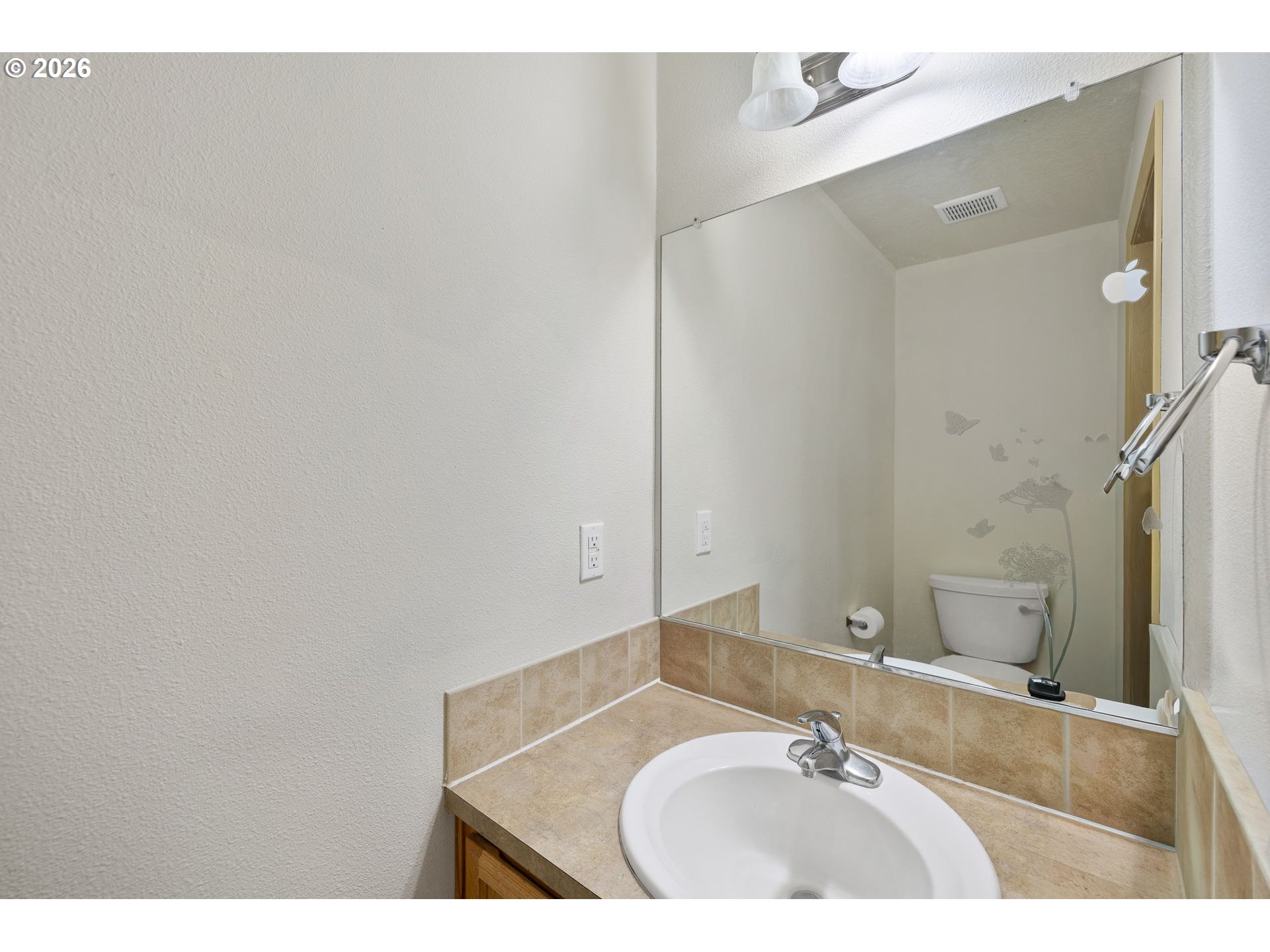 Photo #3: 316468997 Listing: Photo #3