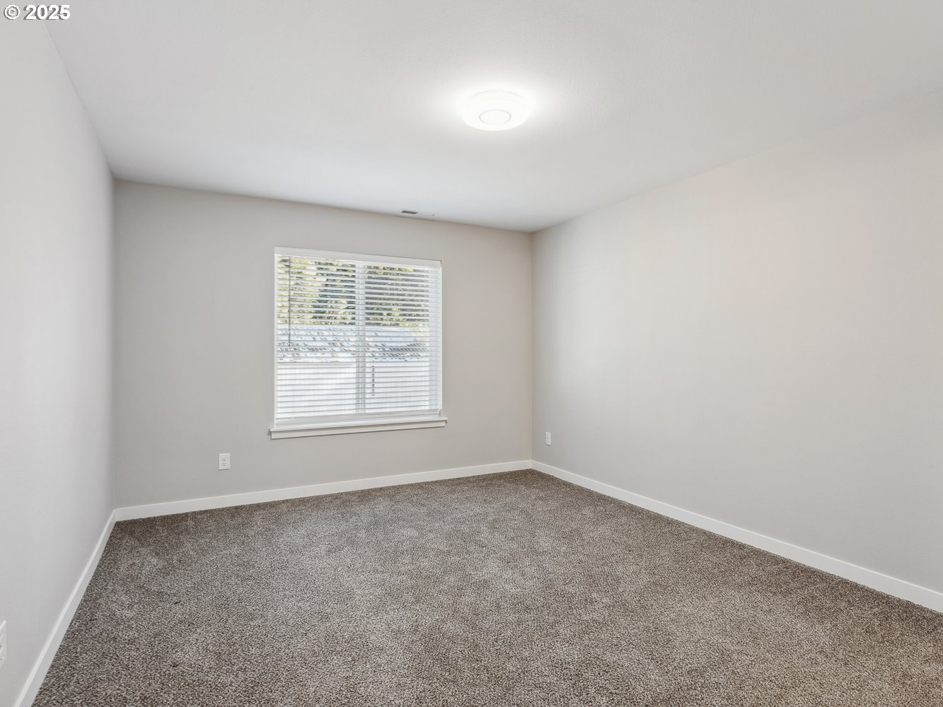 Property photo 14 of 33