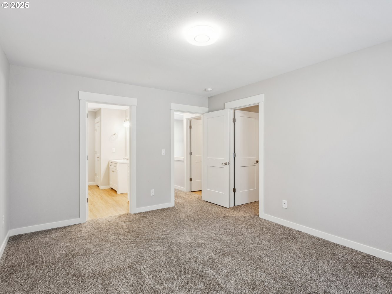 Property photo 16 of 33