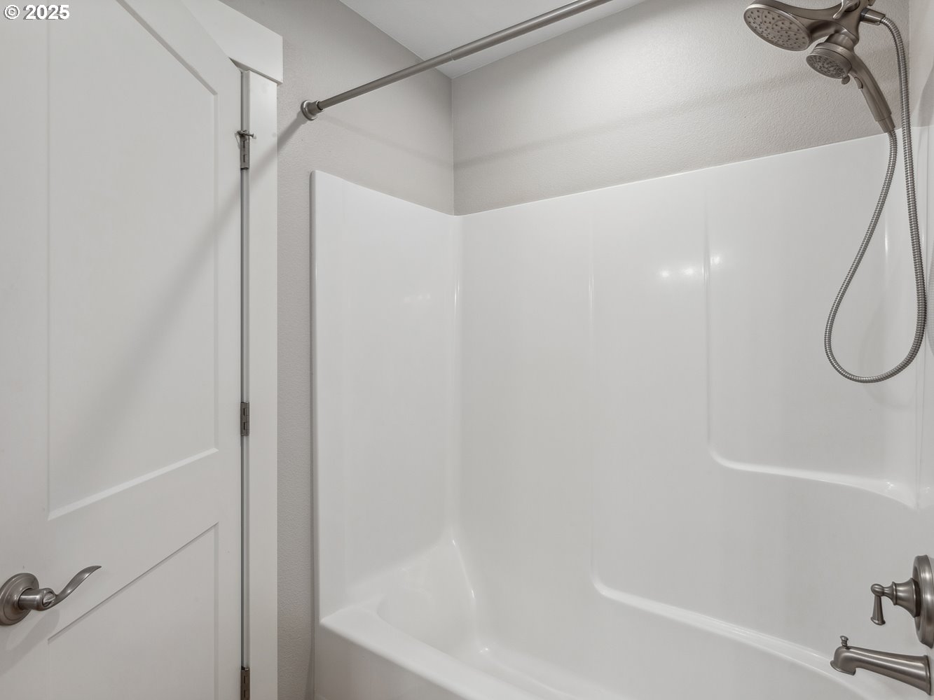 Property photo 20 of 33