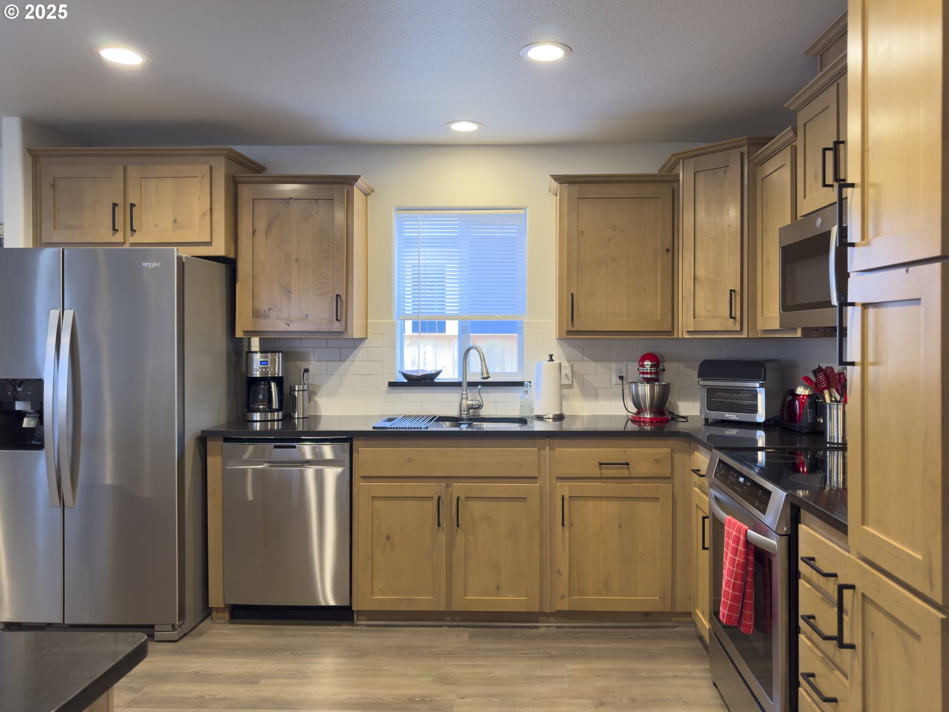 5262 NOPAL ST, Florence, OR, 97439