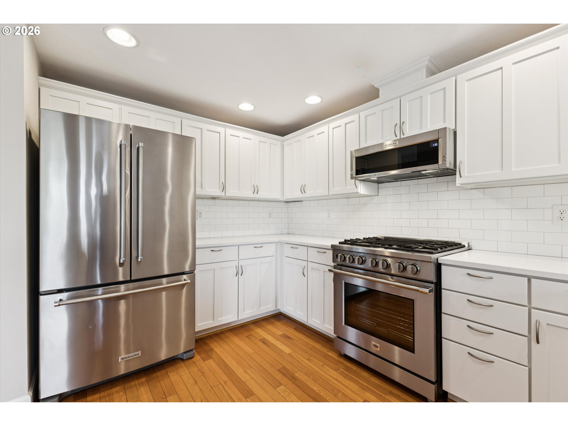 Photo #6: 317326913 Listing: Photo #6