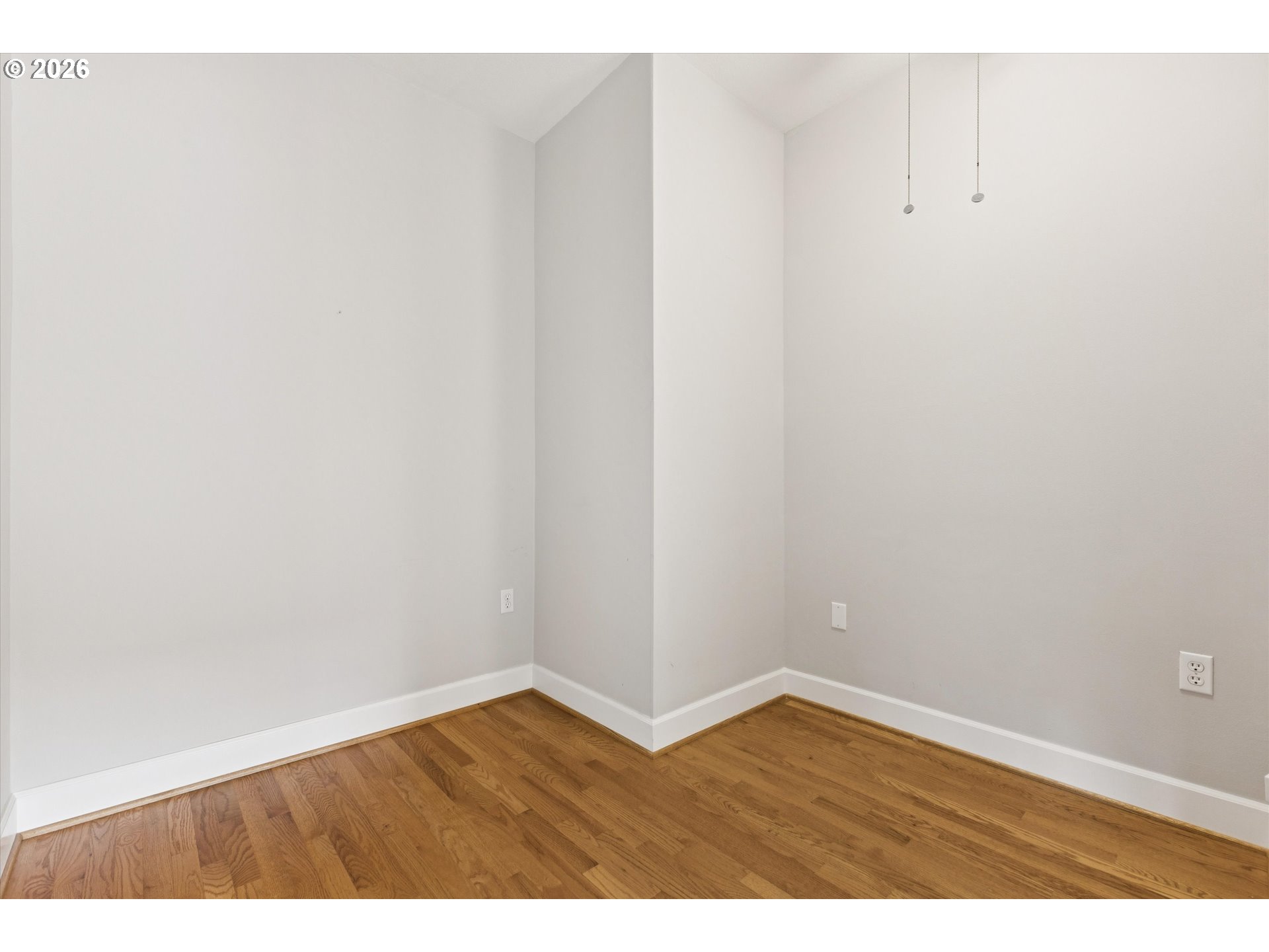 Photo #11: 317326913 Listing: Photo #11