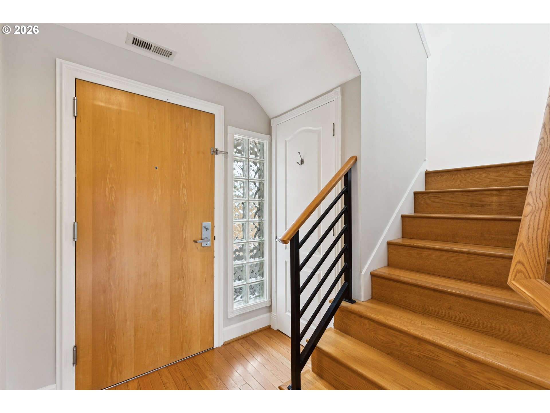 Photo #4: 317326913 Listing: Photo #4