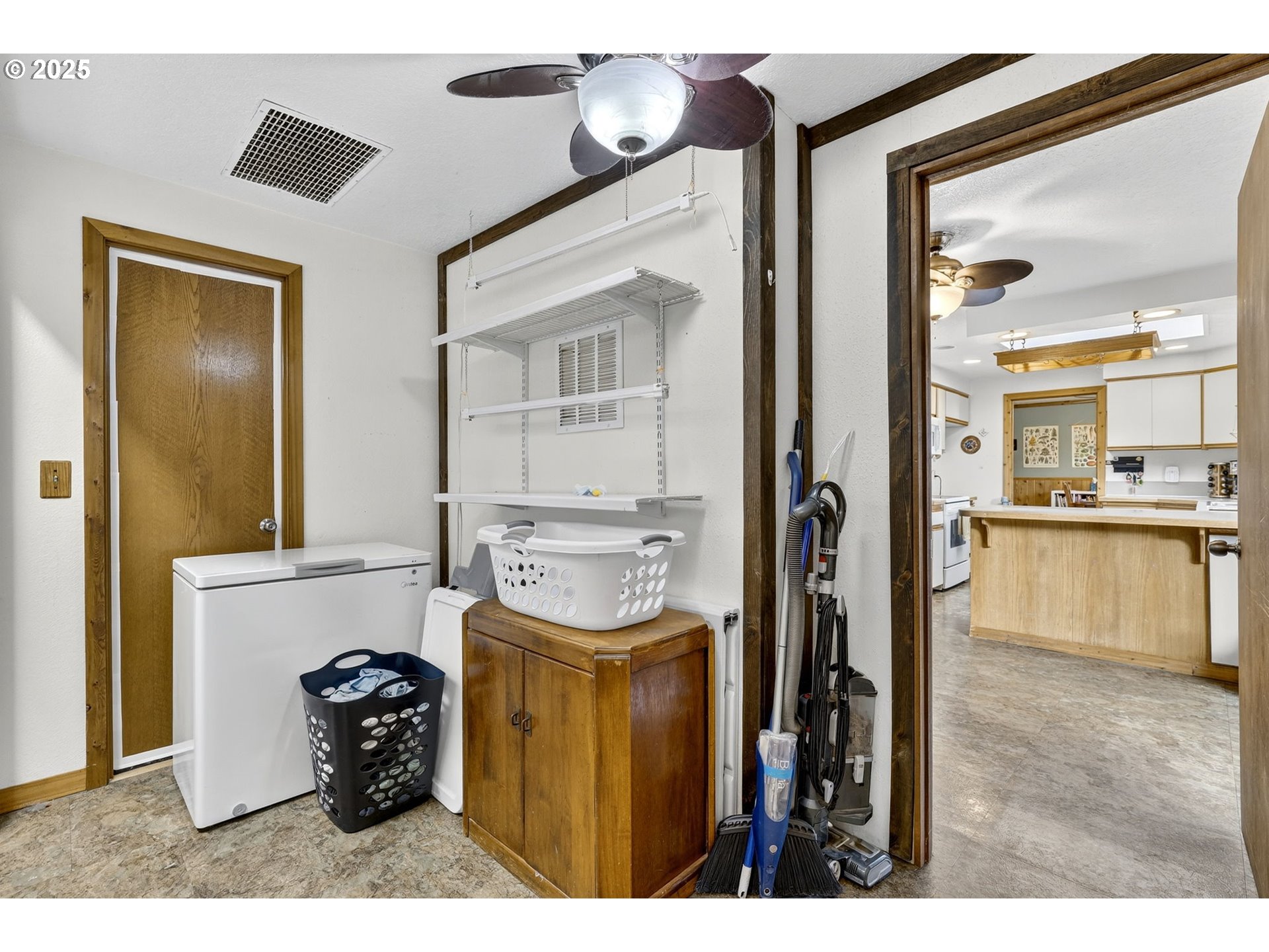 814 CEDAROAK ST, St Helens, OR, 97051