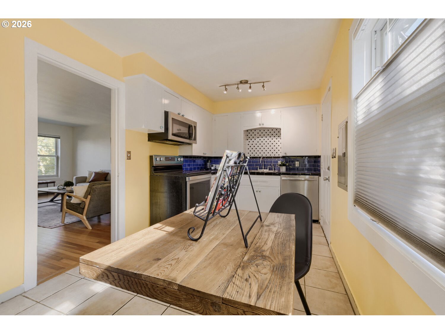 Photo #13: 317858663 Listing: Photo #13