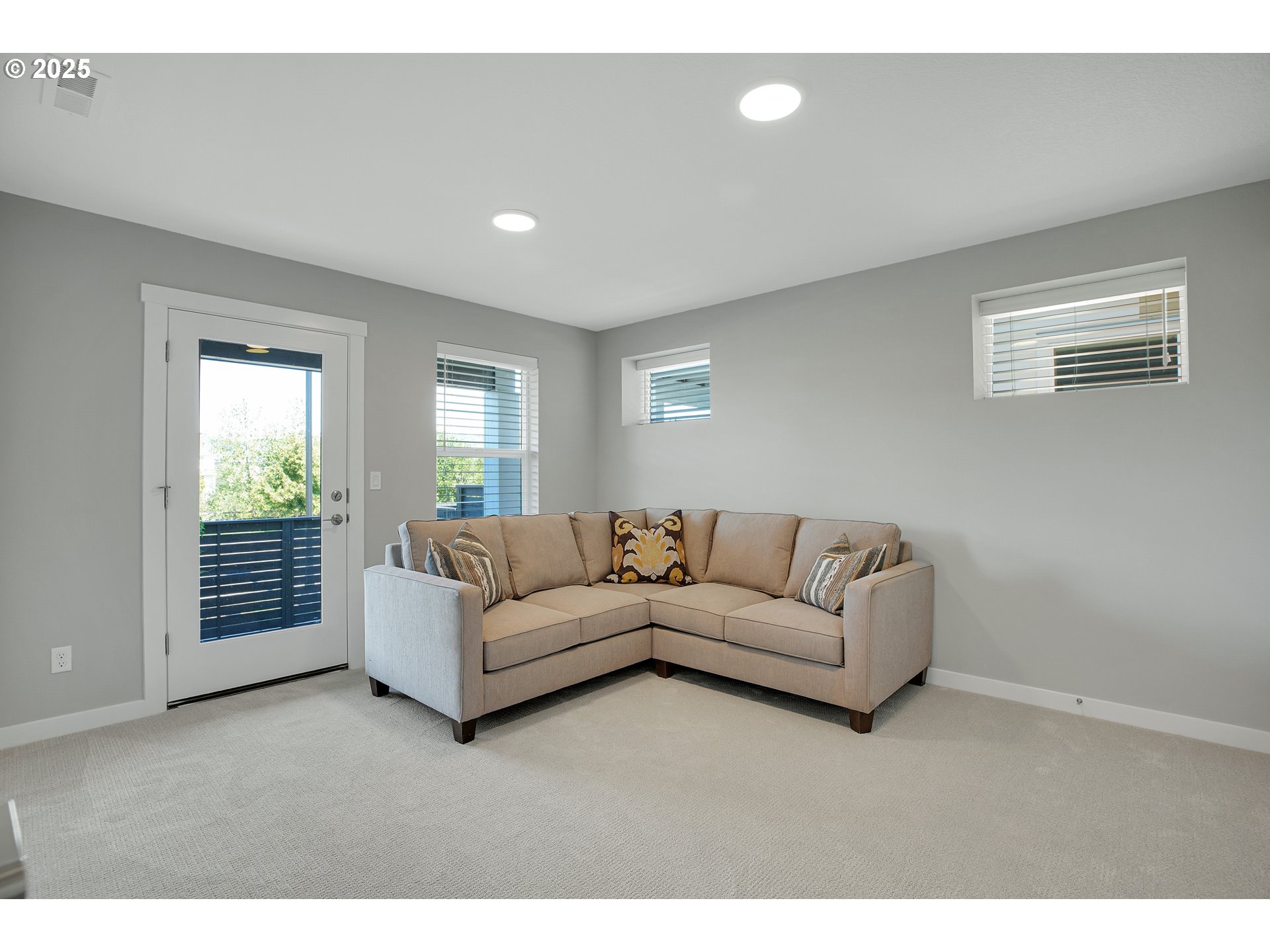 16473 NW liberty ST, Portland, OR, 97229