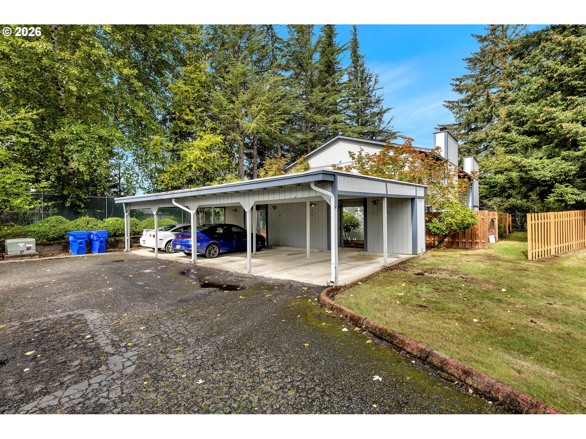 Photo #15: 318875750 Listing: Photo #15