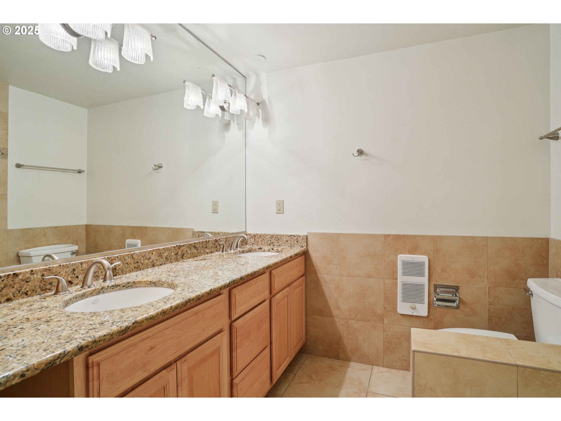 Photo #21: 319457305 Listing: Photo #21