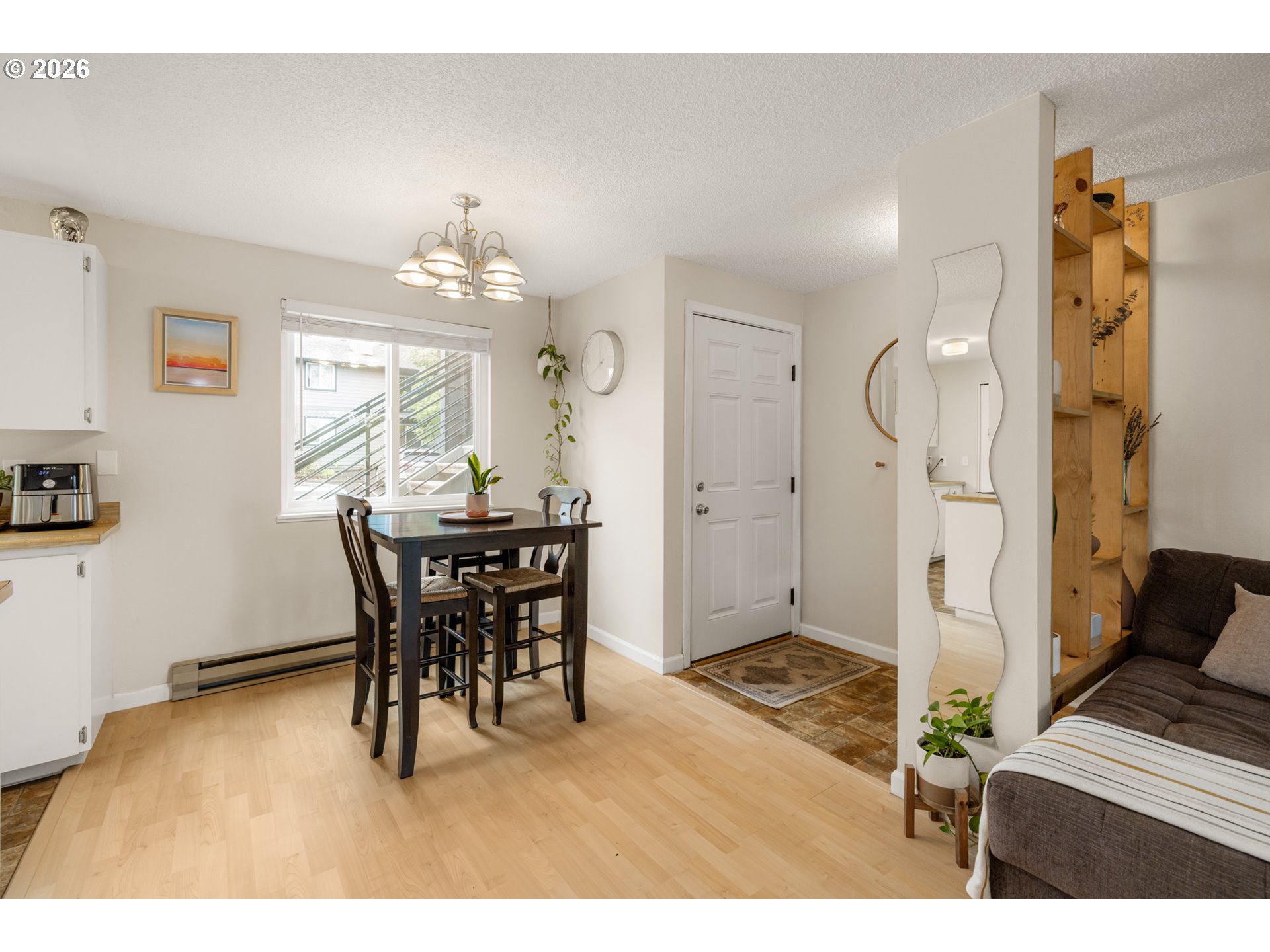 Photo #6: 319690627 Listing: Photo #6