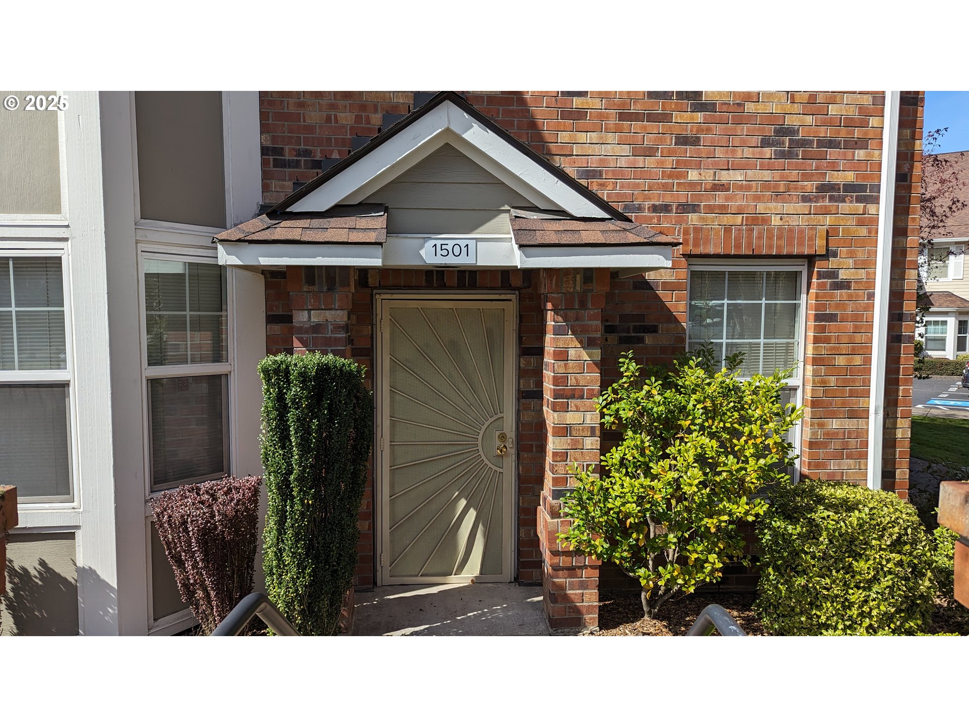 Photo #3: 319890305 Listing 