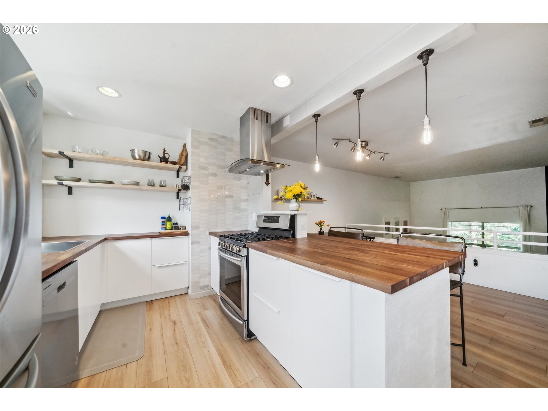 Photo #10: 320186031 Listing: Photo #10