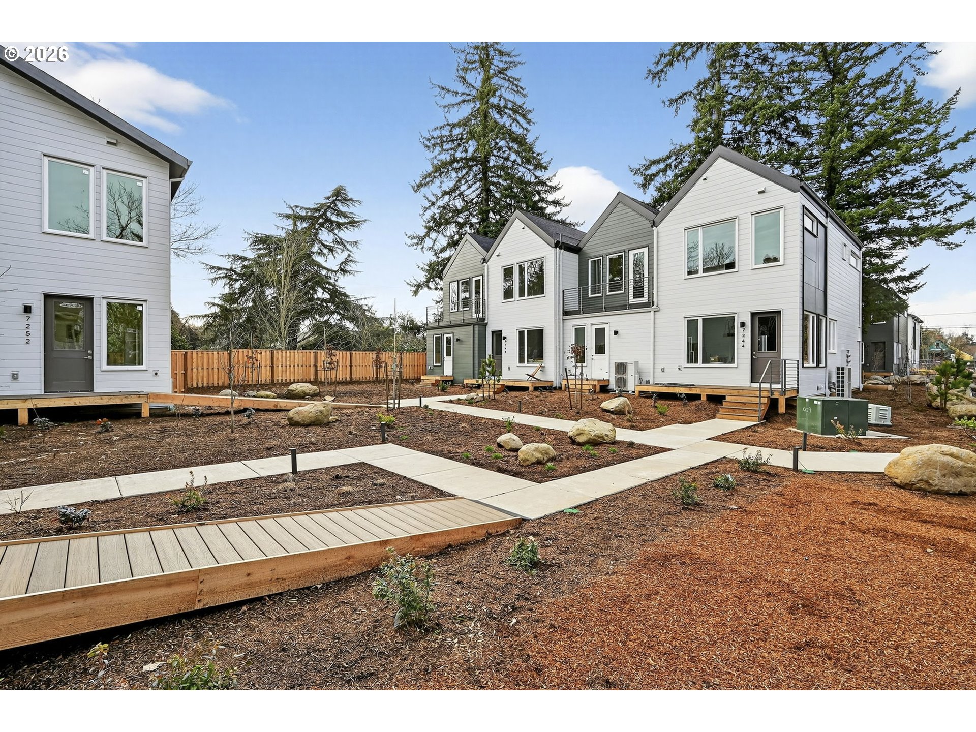 Photo #16: 320319731 Listing: Photo #16