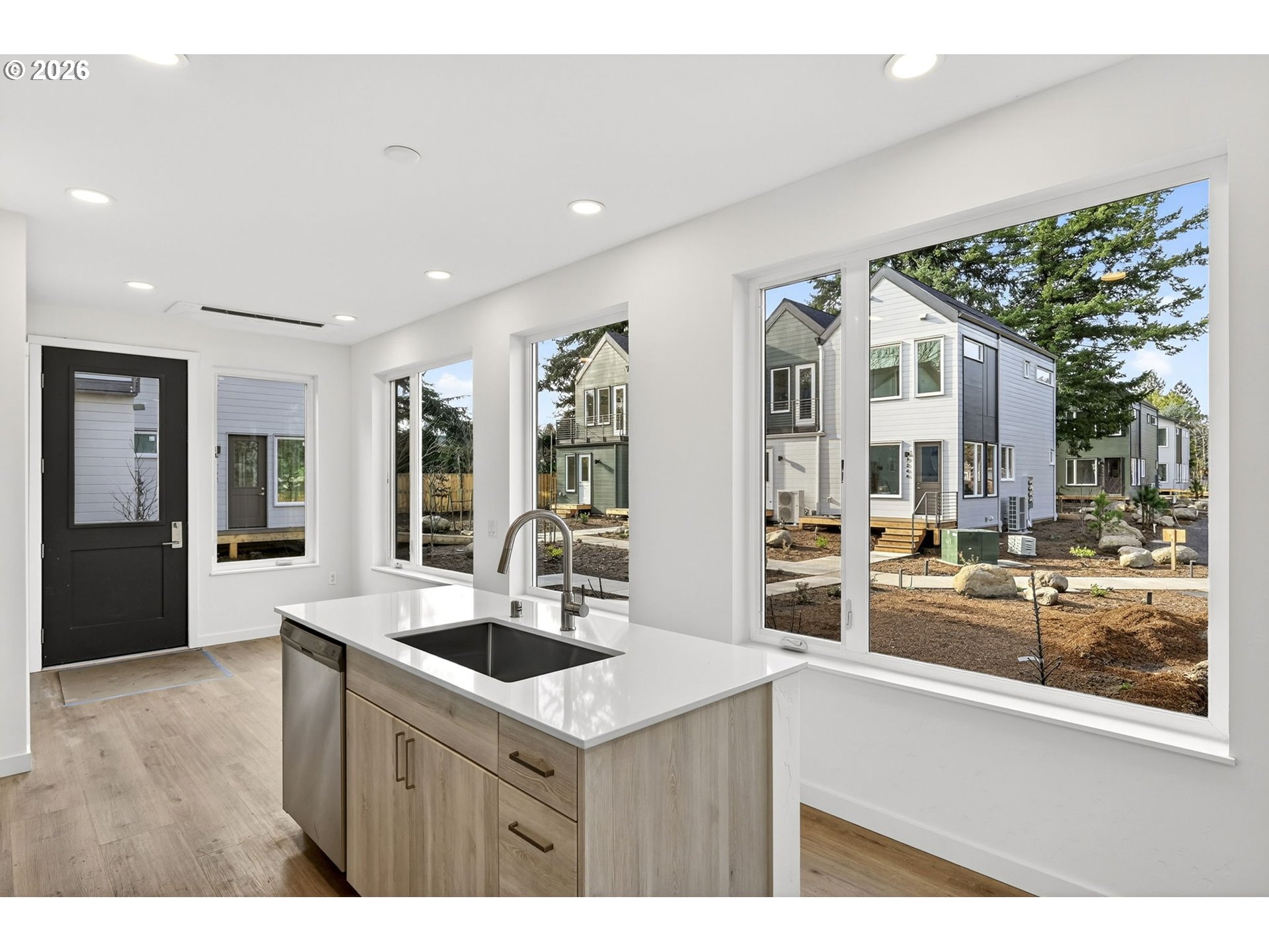 Photo #5: 320319731 Listing: Photo #5