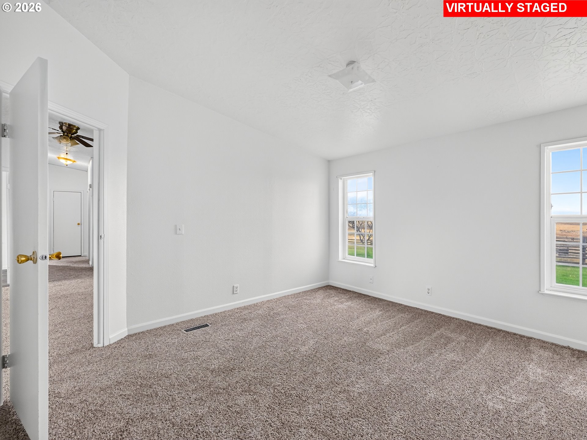 Property photo 13 of 36