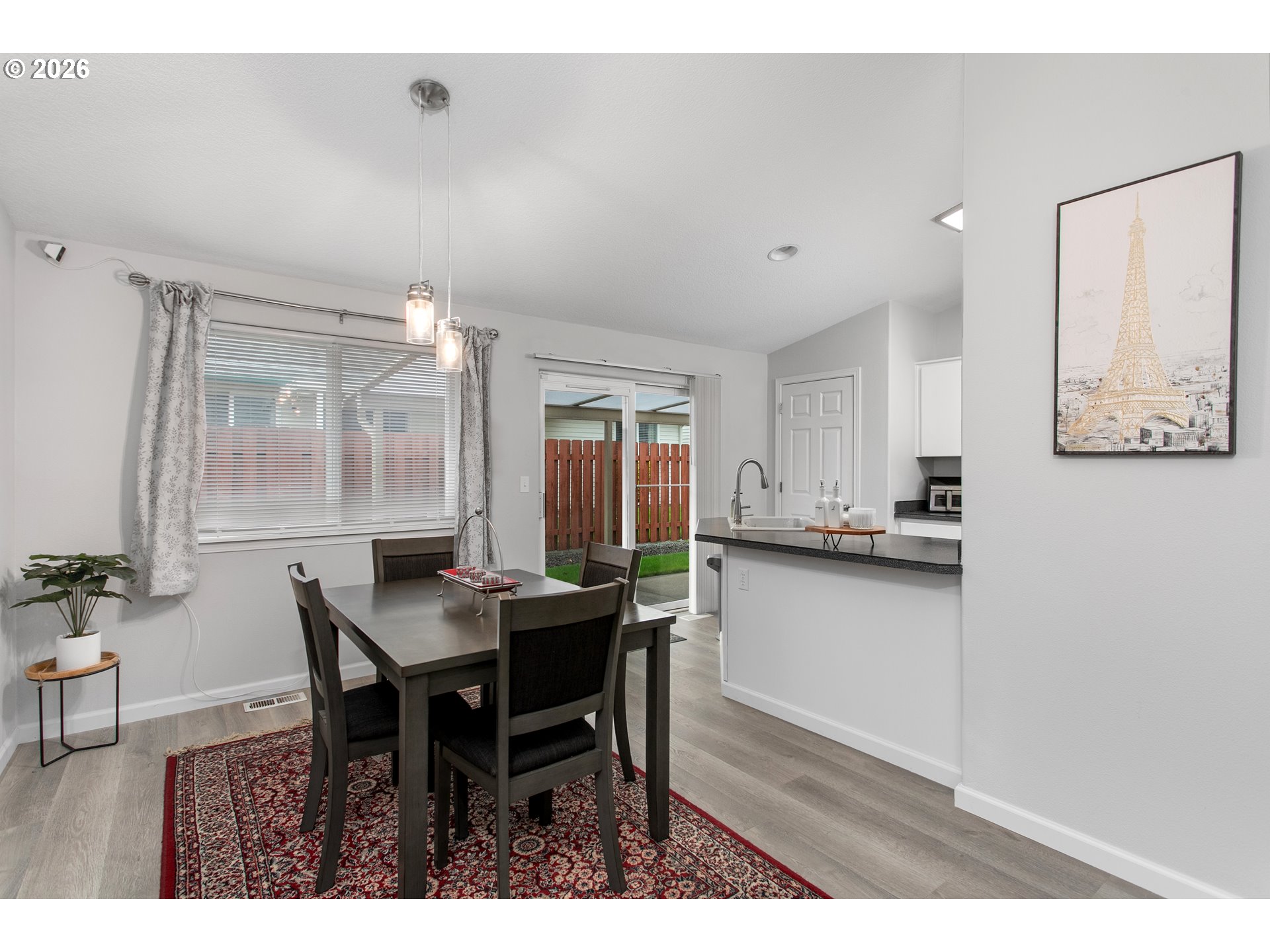 Photo #1: 320822449 Listing: Photo #1