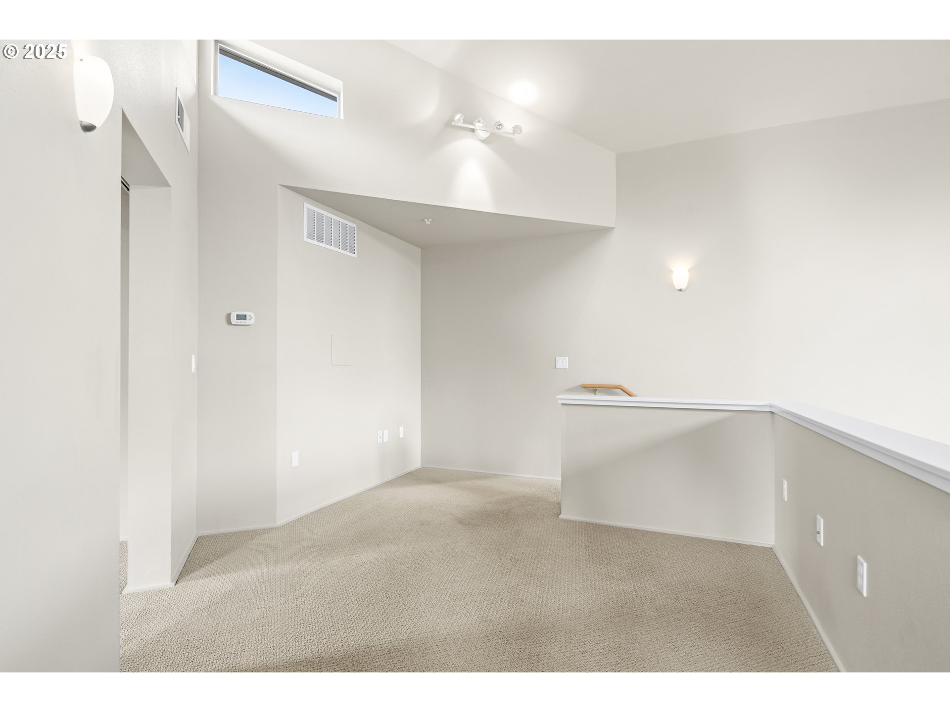 Photo #3: 321493666 Listing 