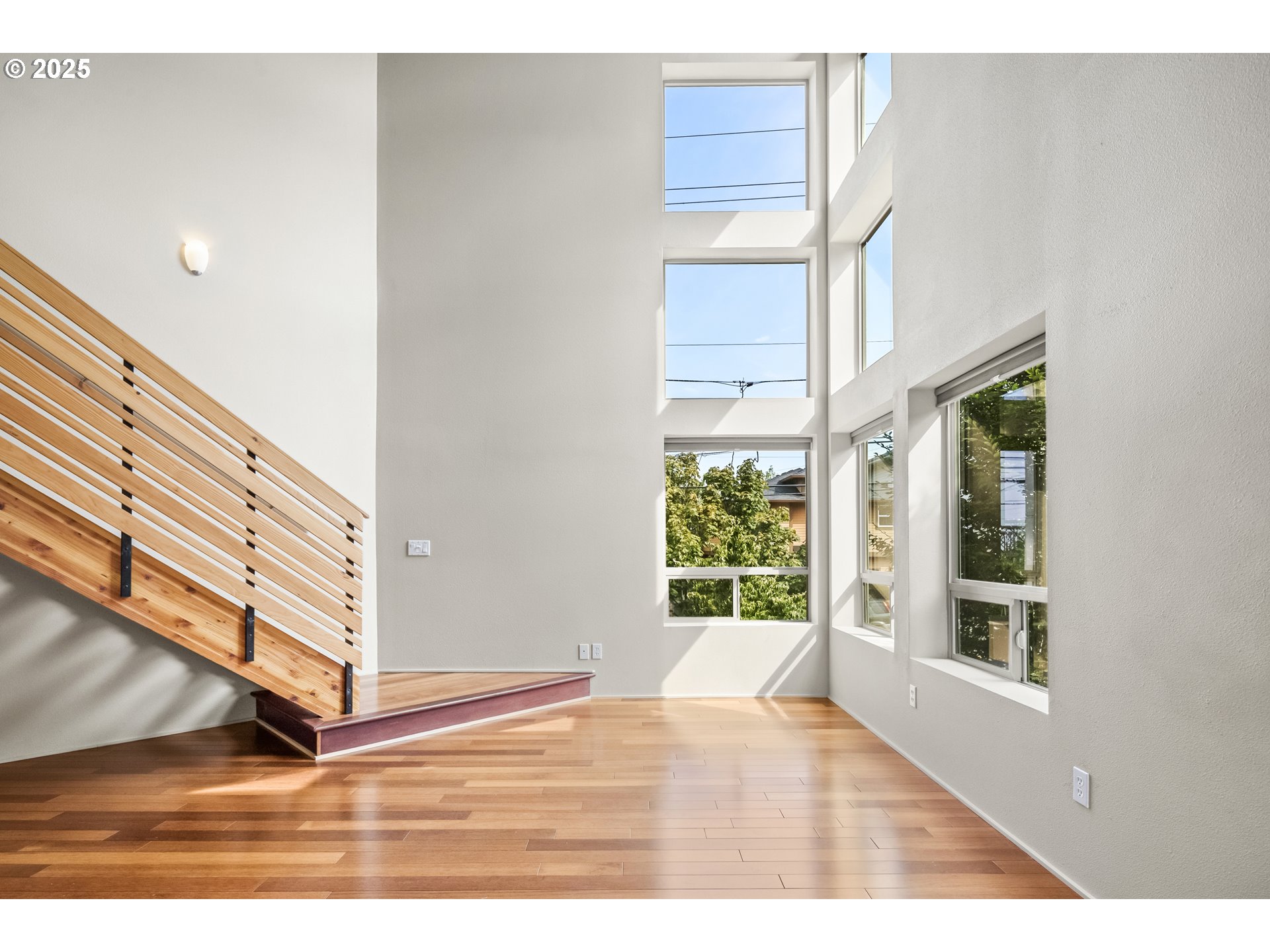 Photo #23: 321493666 Listing: Photo #23