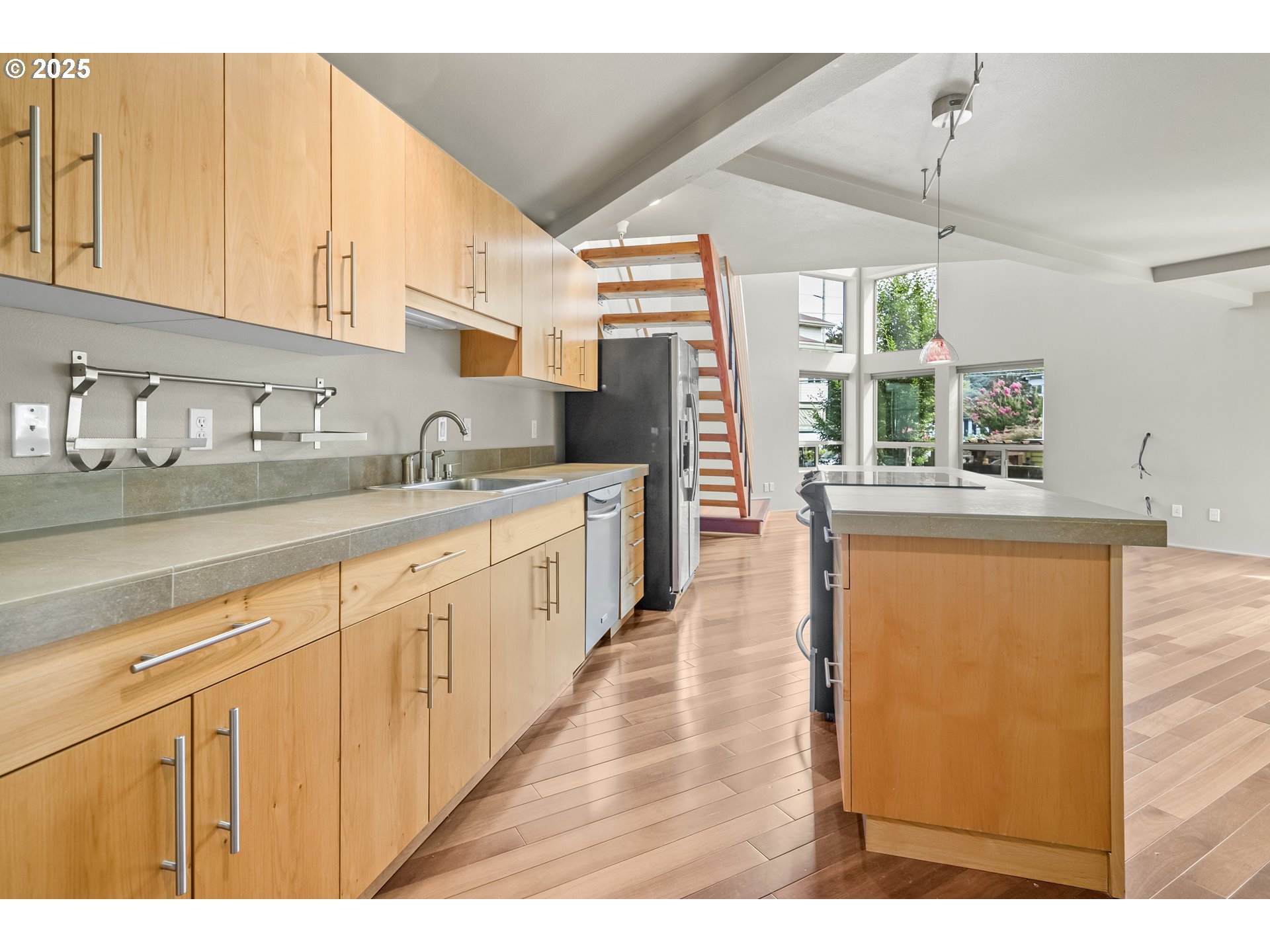 Photo #27: 321493666 Listing: Photo #27