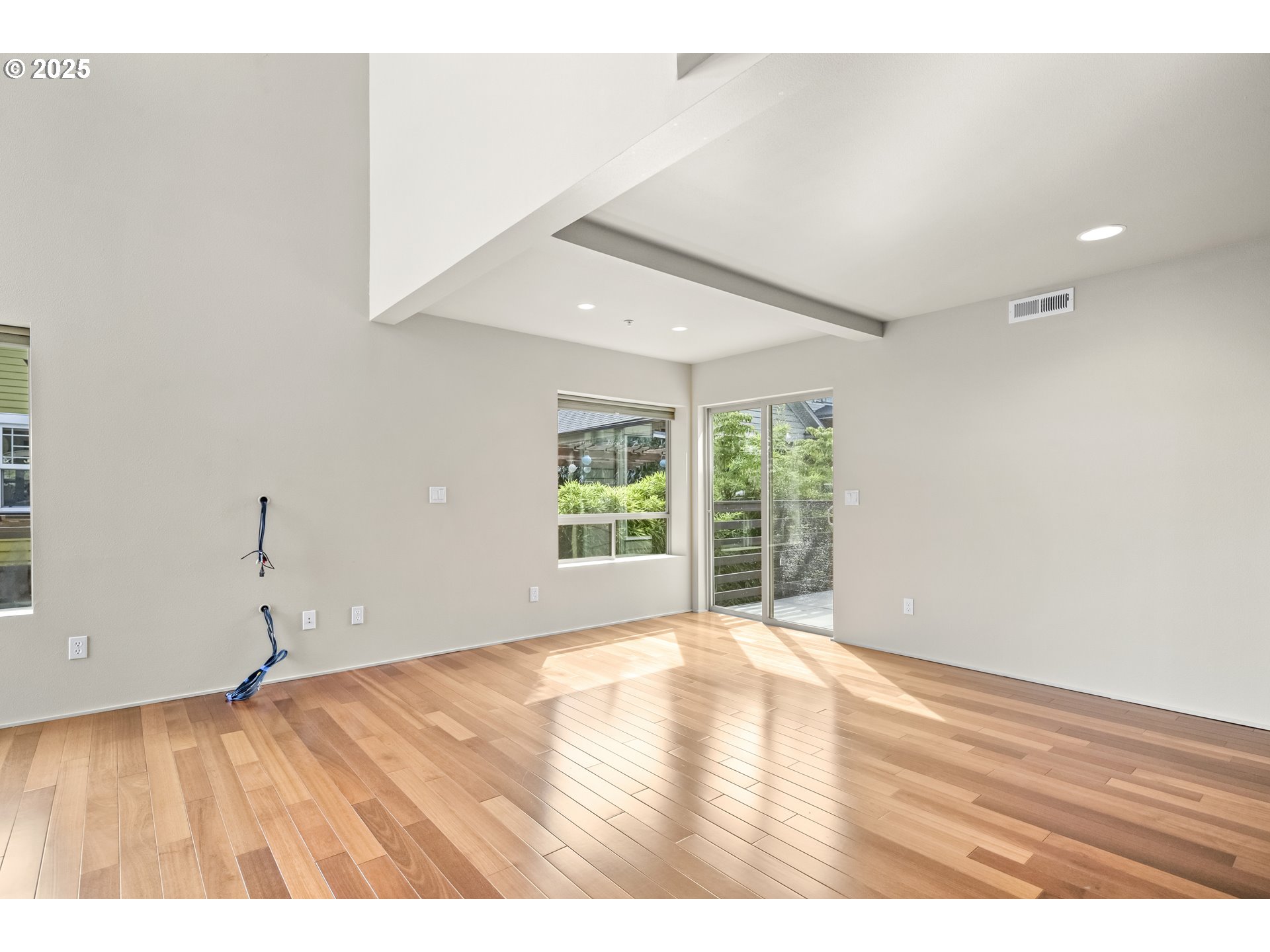 Photo #42: 321493666 Listing: Photo #42