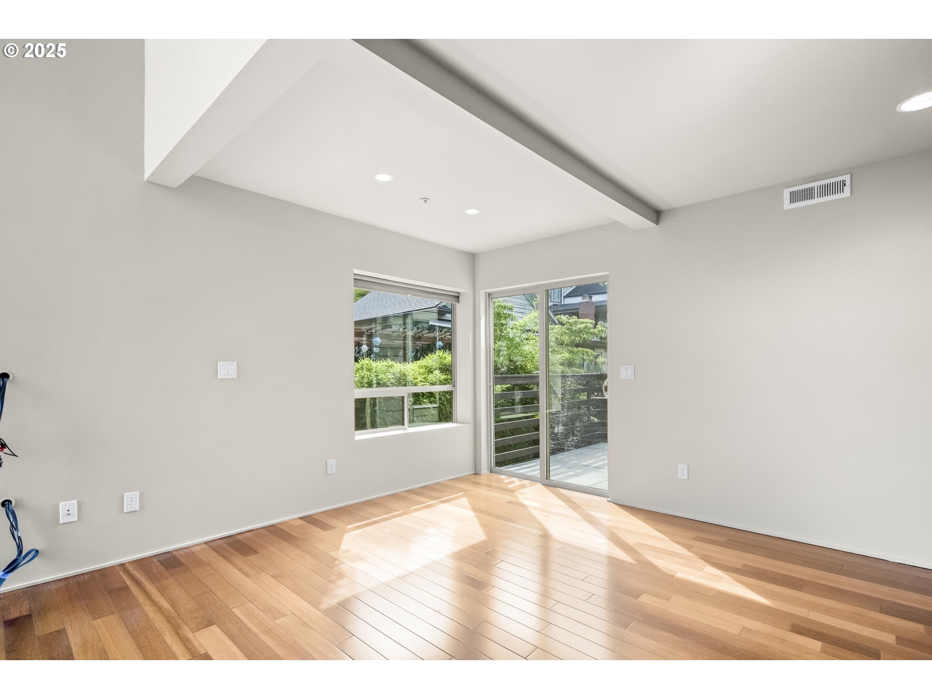 Photo #34: 321493666 Listing: Photo #34