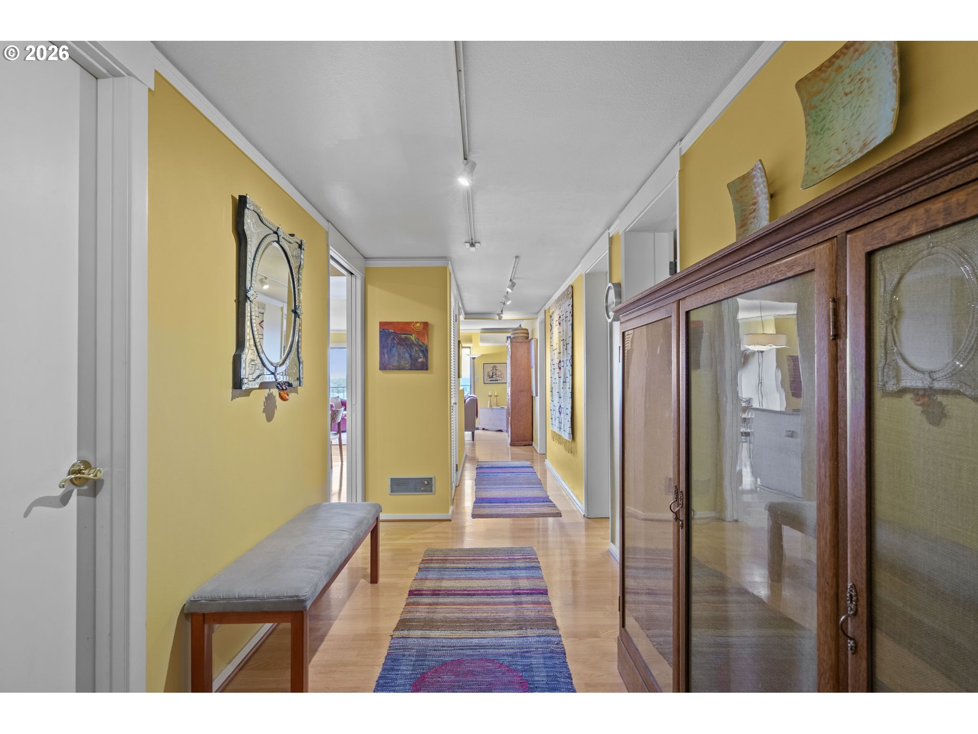 Photo #1: 321632361 Listing: Photo #1