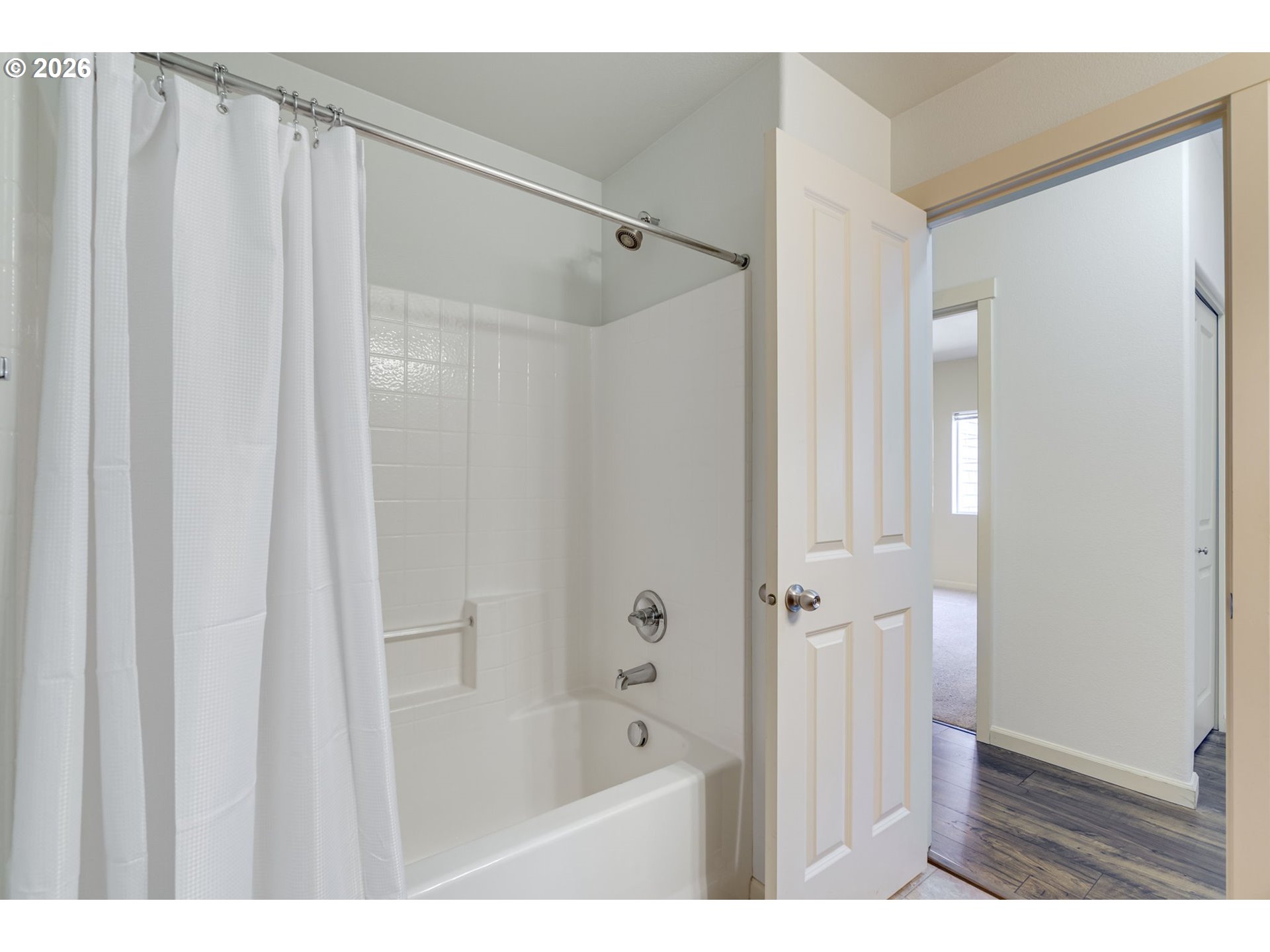 Photo #28: 321882753 Listing: Photo #28